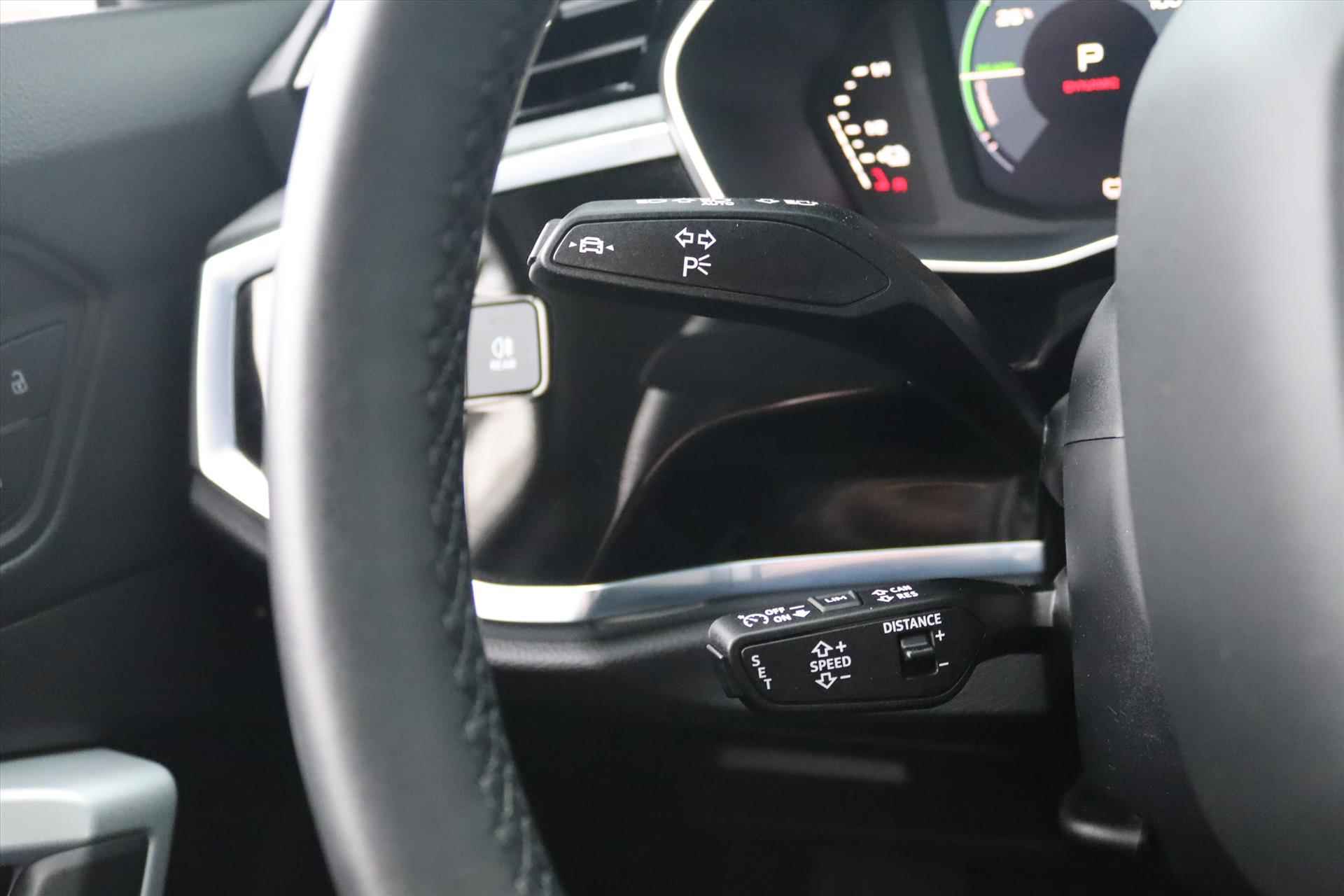 Audi Q3 Sportback 45TFSIe 245PK PHEV AUTOMAAT BLACK E.D. Navi Carplay | Adapt.Cruise | Virtual Cockpit | Keyless | Verlaagd | Electr.Klep | 20 Inch Lm | - 37/65