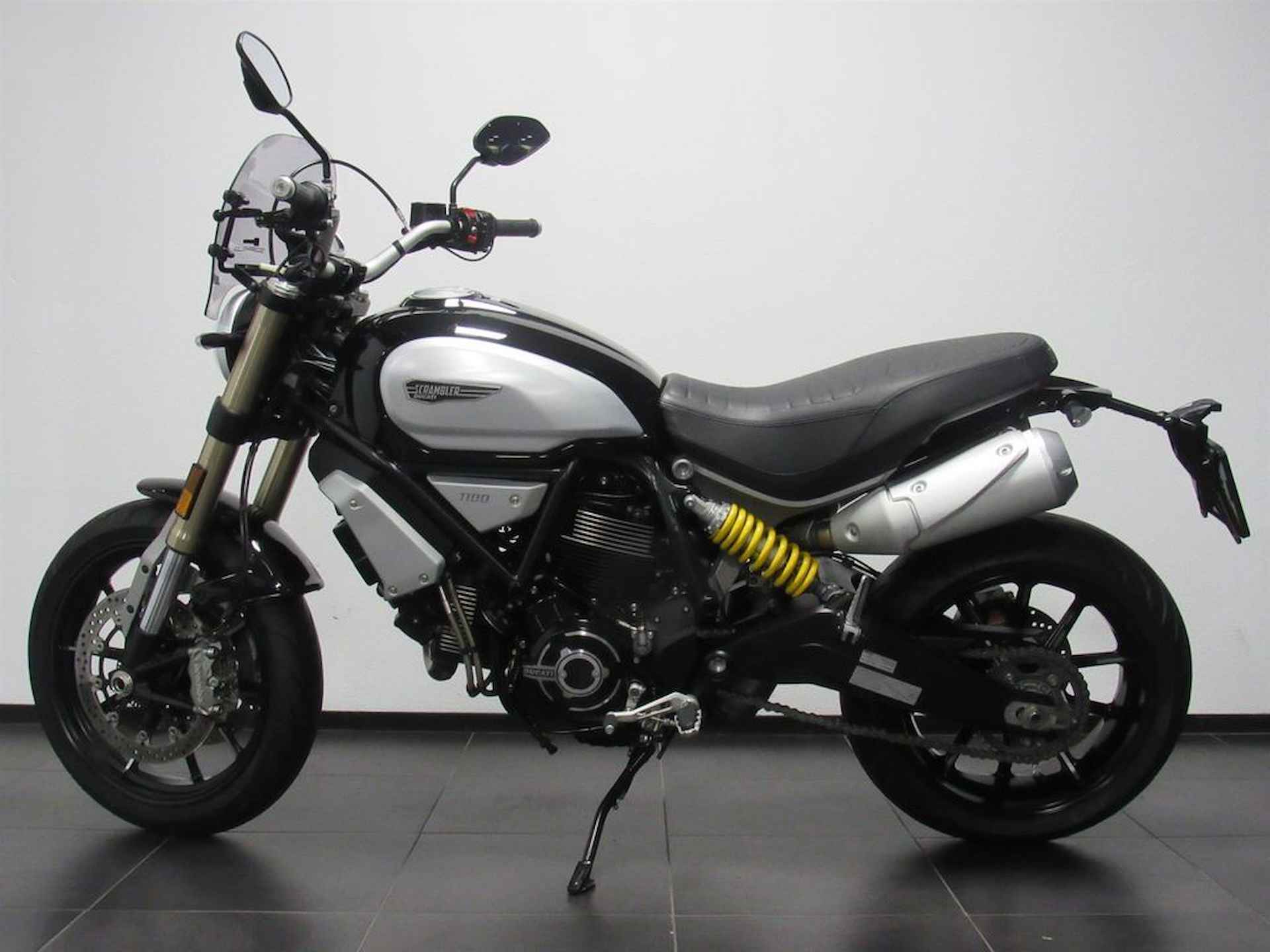 Ducati SCRAMBLER 1100 - 4/14