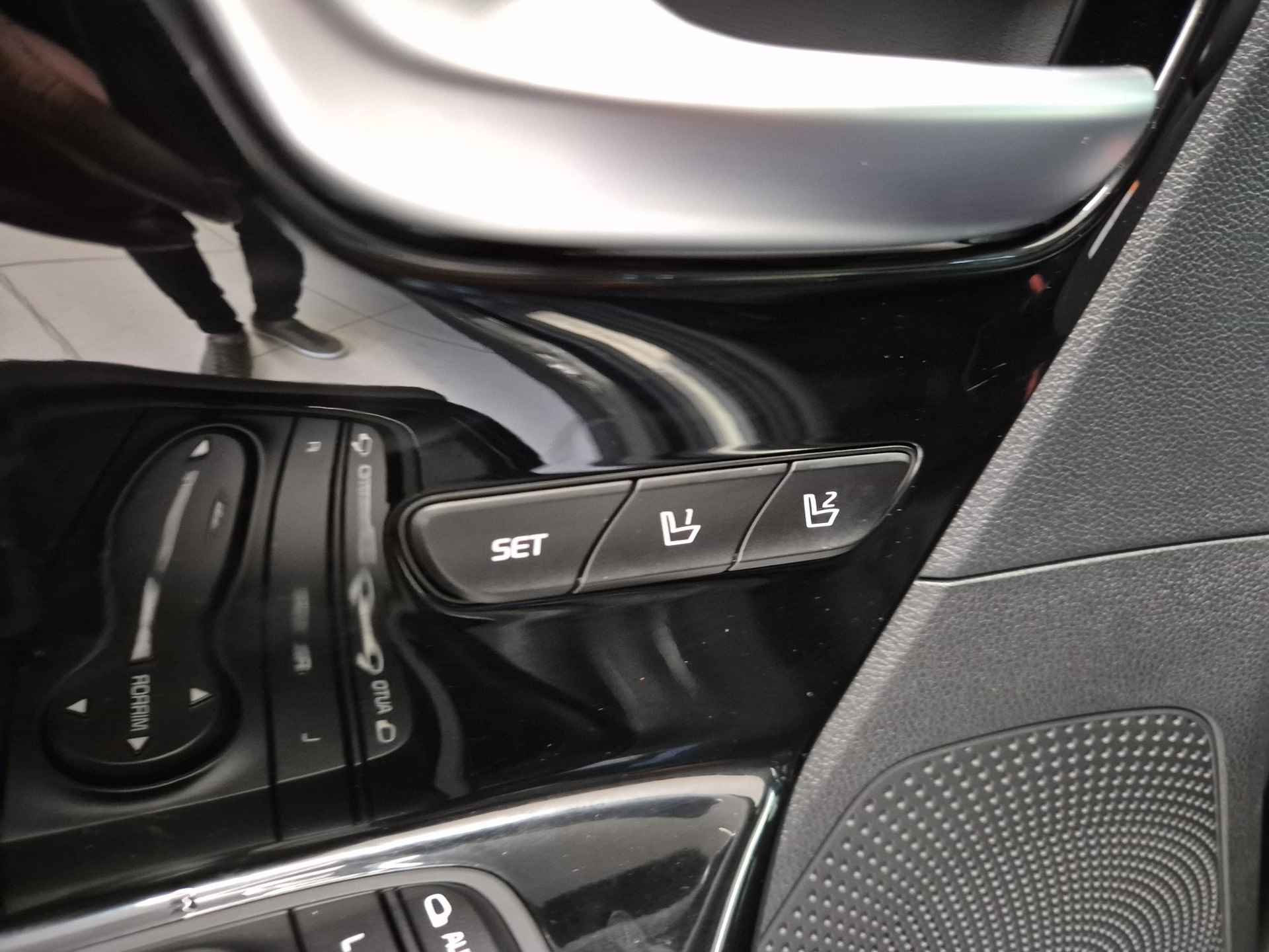 Kia e-Niro ExecutiveLine 64 kWh | Airco | Navi | Camera | LM Velgen | Stoelverwarming/verkoeling | Stuurverwarming | - 19/22