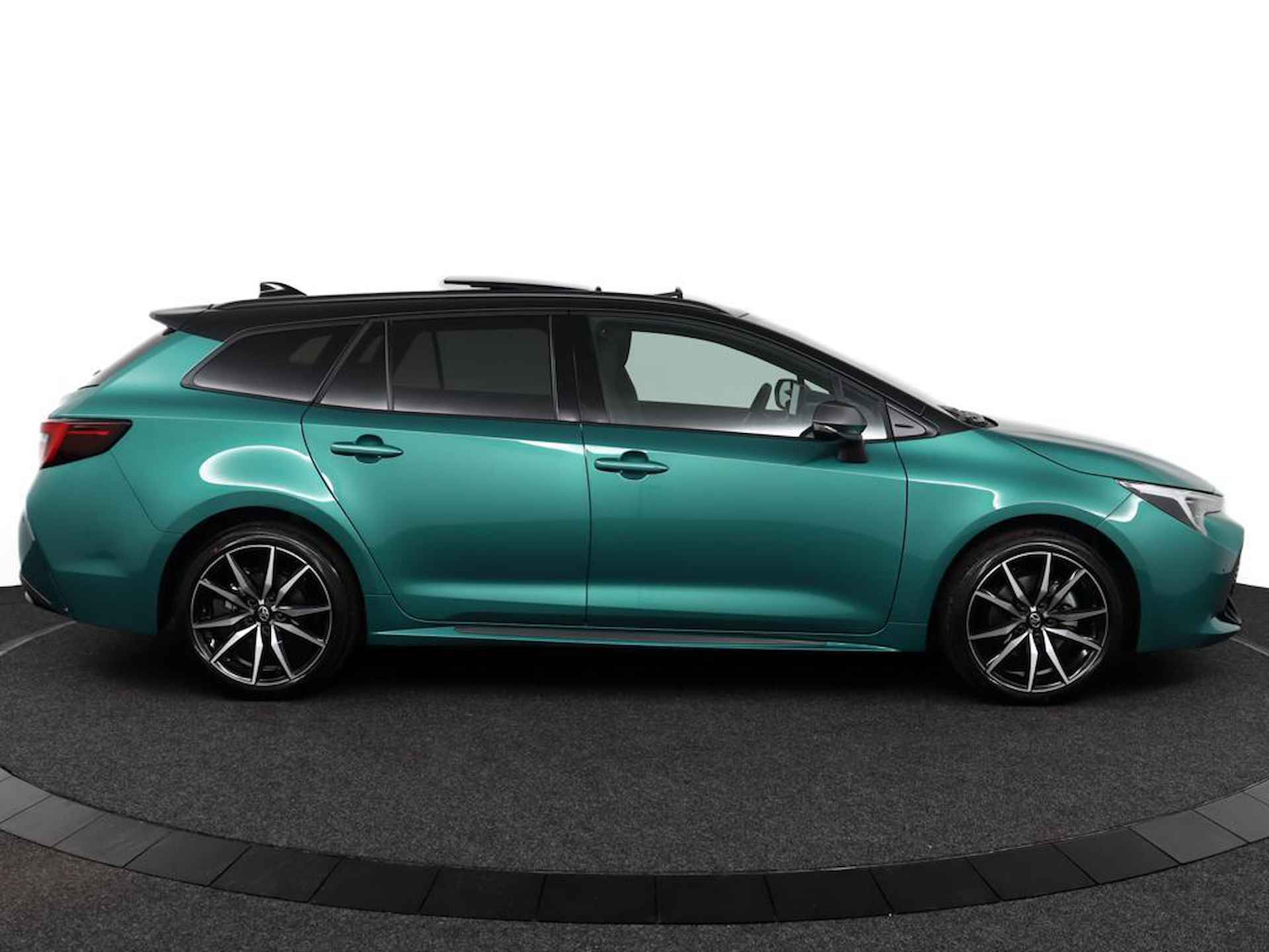 Toyota Corolla Touring Sports Hybrid 200 GR Sport Plus | Nieuw direct leverbaar! | 10 Jaar garantie! | - 11/53