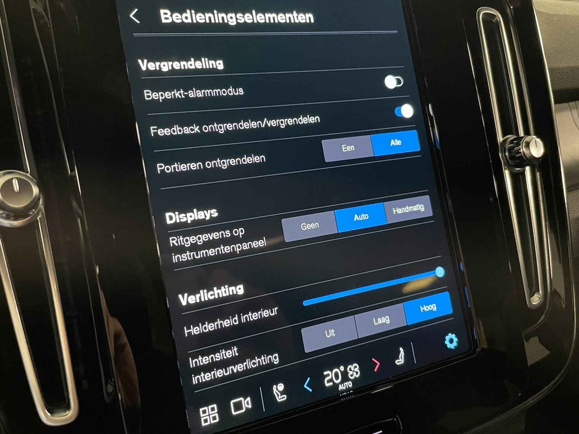 Volvo C40 C40 Recharge Ultimate | Harman Kardon | 360° Camera | Adaptieve Cruise Control | Bestuurdersstoel elektrisch geheugen | BLIS dod - 21/28