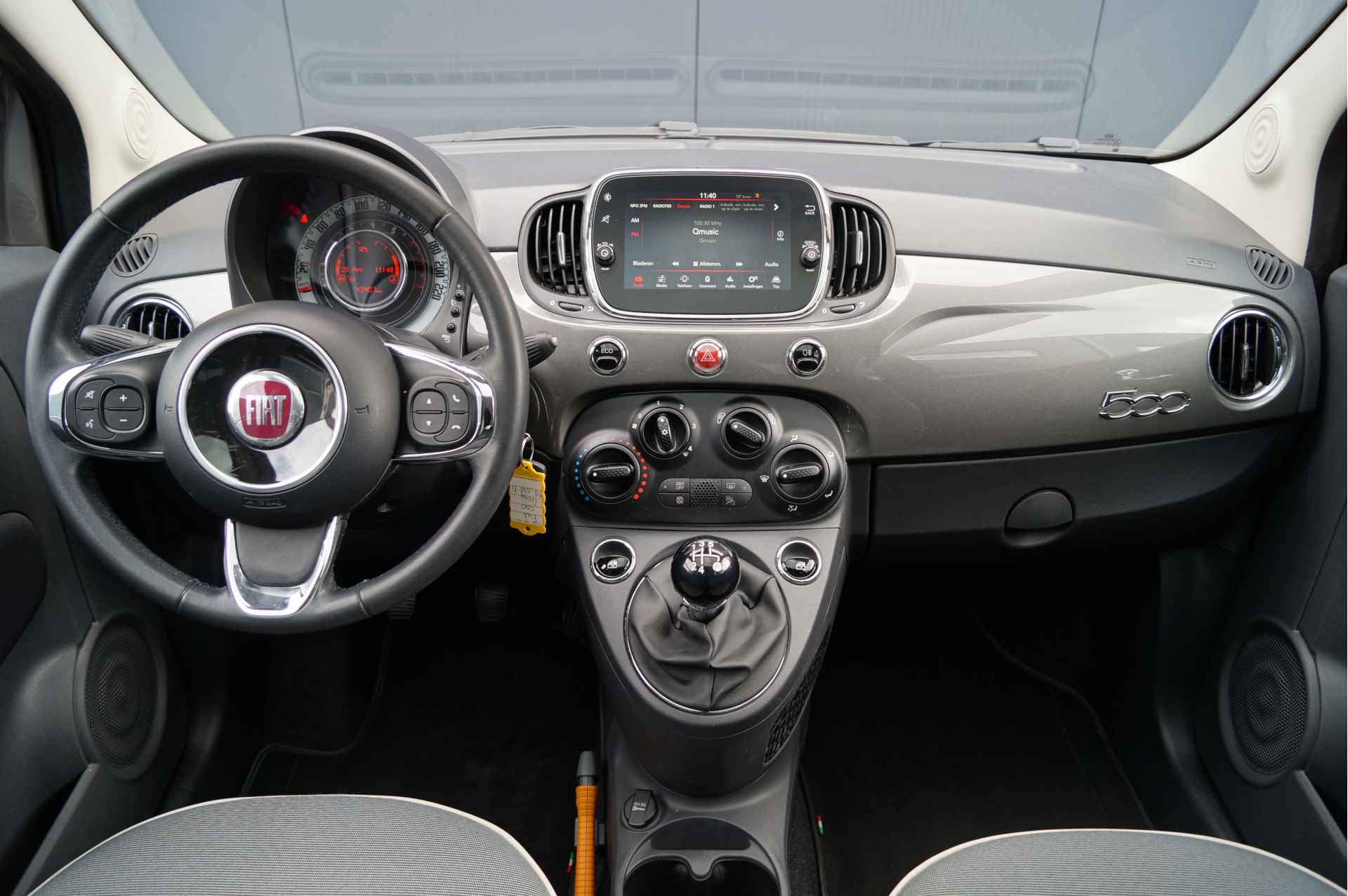 Fiat 500 TwinAir Turbo 80pk Lounge│15'' velgen│Cruise│PDC│Bluetooth - 12/21