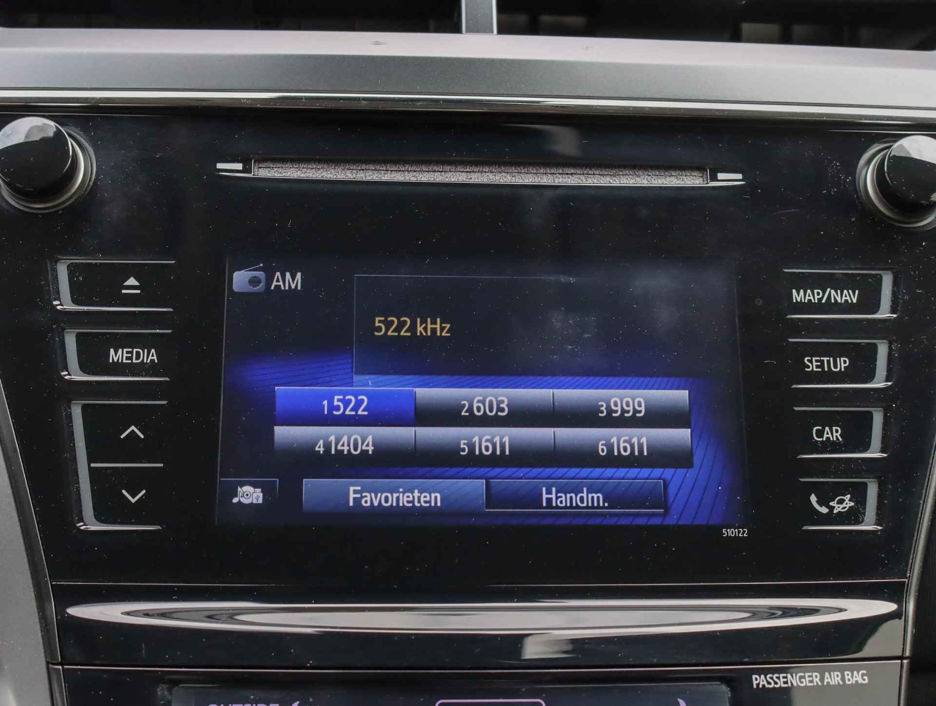 Toyota Prius + 1.8 Dynamic (1ste eig./7pers./NAV./Halfleer/LED/Keyless/Camera/Climate) - 26/45