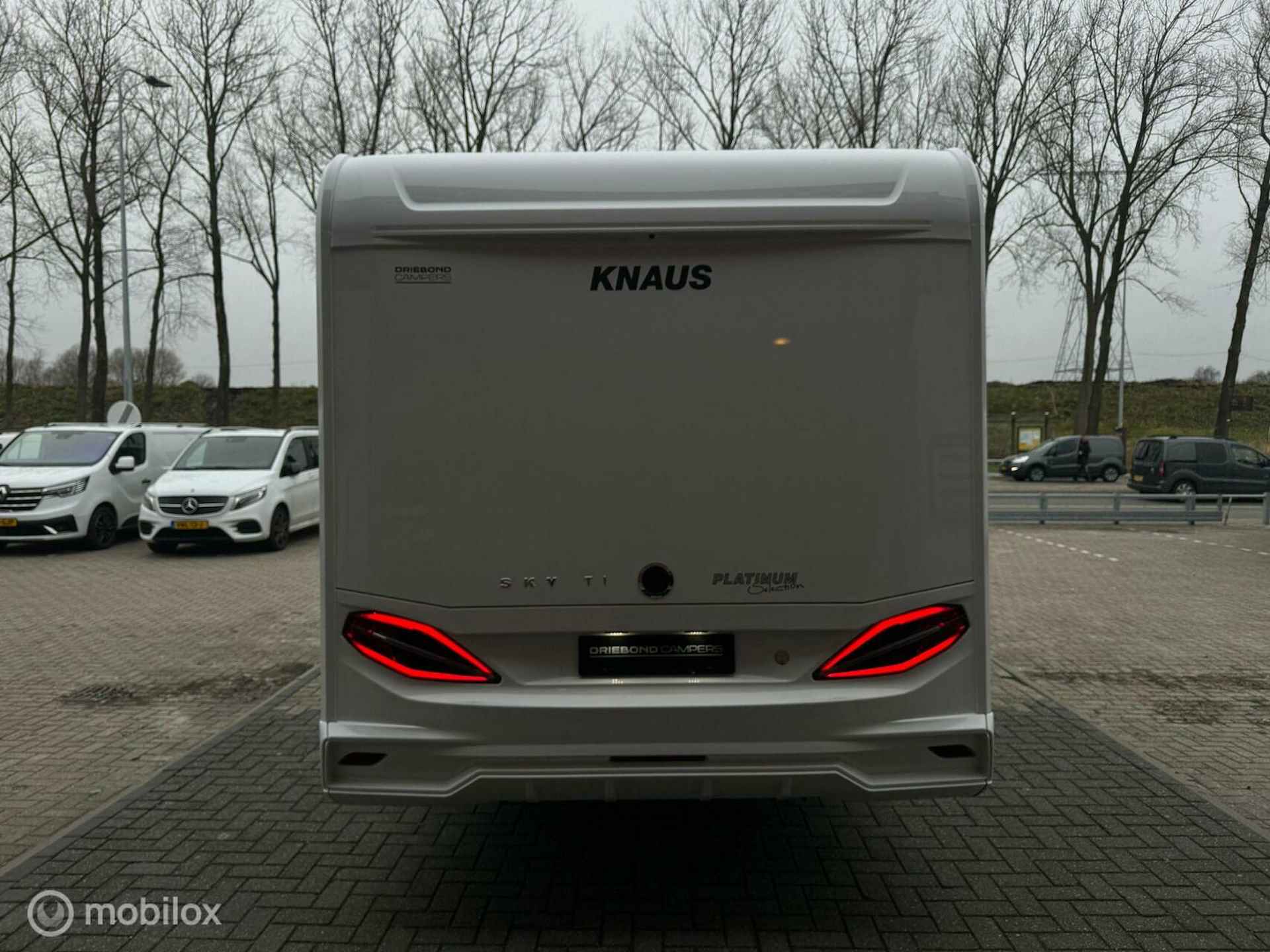 Knaus 650MEG Sky Ti Platinum 9T-Automaat Enkele Bedden Zonnepaneel - 6/30