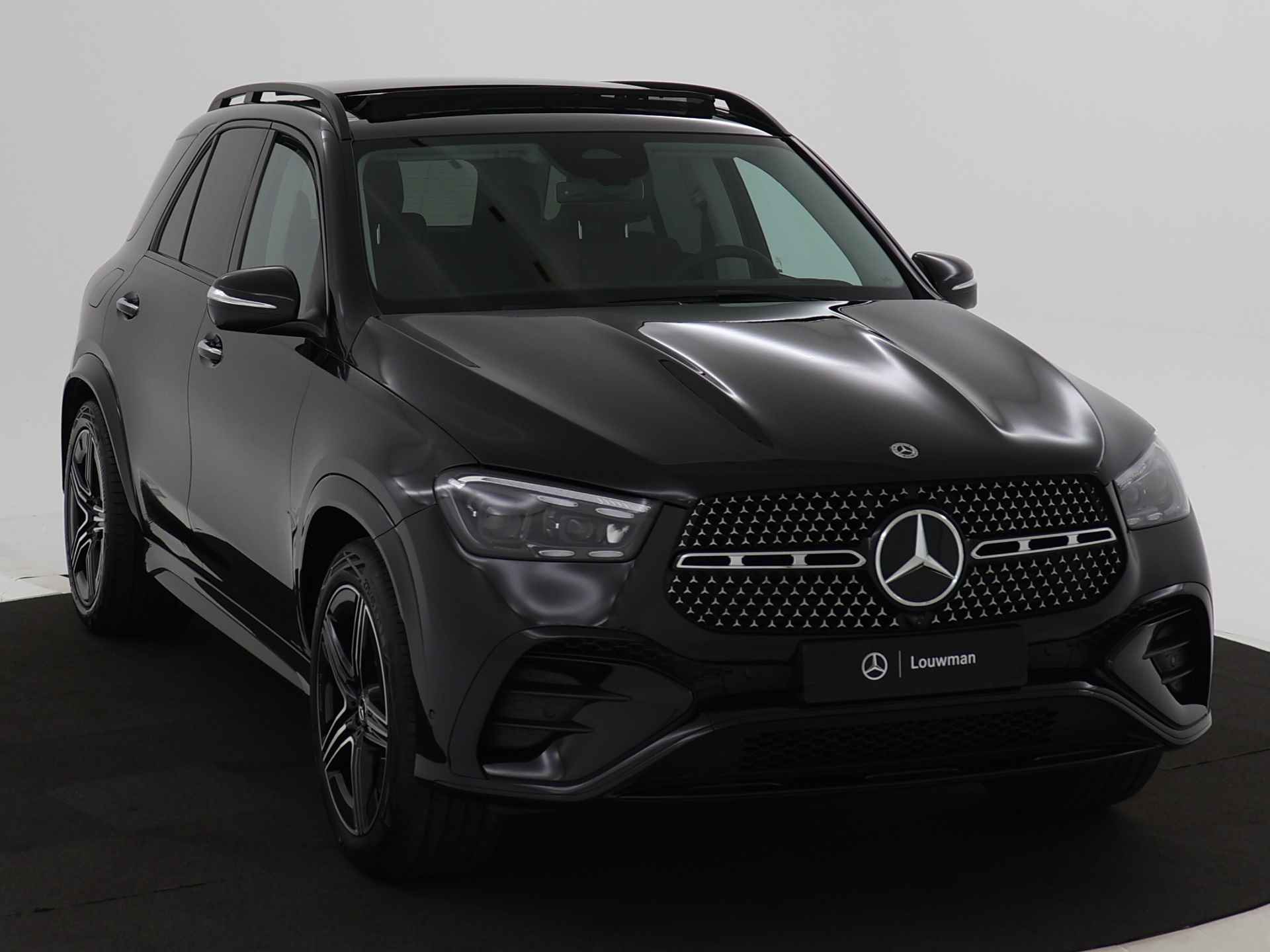 Mercedes-Benz GLE 400 e 4MATIC Sport Edition | Trekhaak | Rijassistentiepakket | Nightpakket | Memorypakket | AIR BALANCE pakket | Voertuigbescherming GUARD 360° PLUS | KEYLESS GO-comfortpakket | EASY PACK achterklep | - 23/41