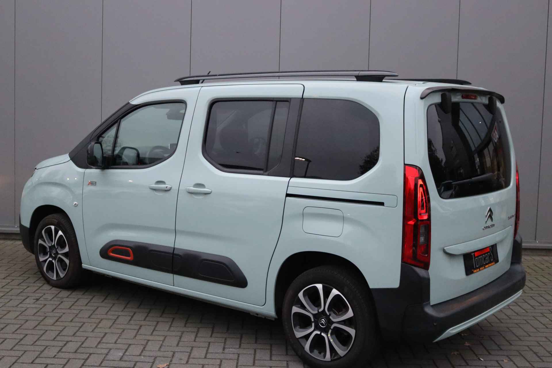 Citroën Berlingo 1.2 PureT. Automaat Shine Carplay/Parkeerhulp/Cruise-Control/Climate-Control - 4/35