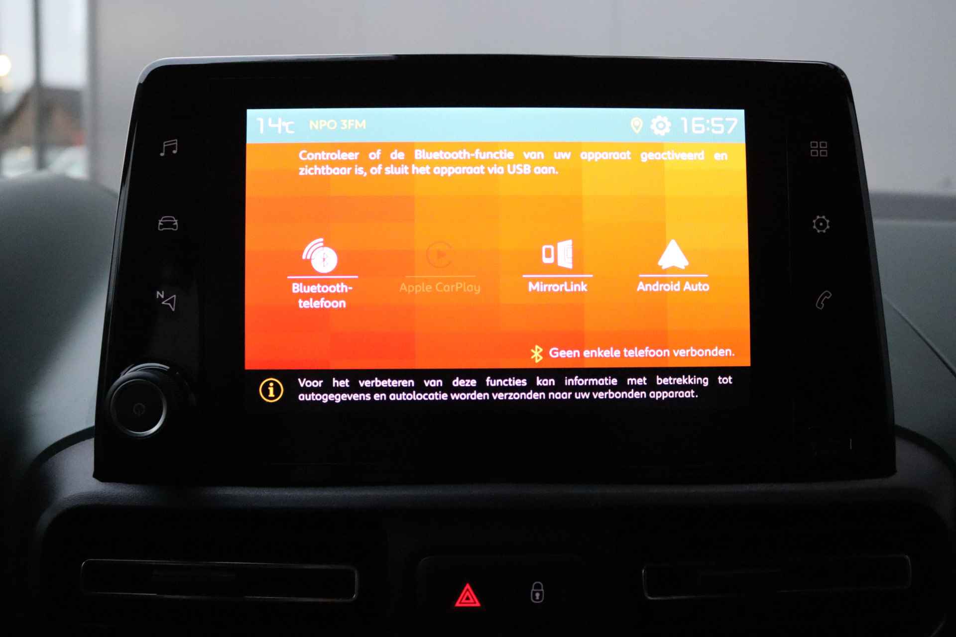 Citroën Berlingo 1.2 PureT. Automaat Shine Carplay/Parkeerhulp/Cruise-Control/Climate-Control - 23/35