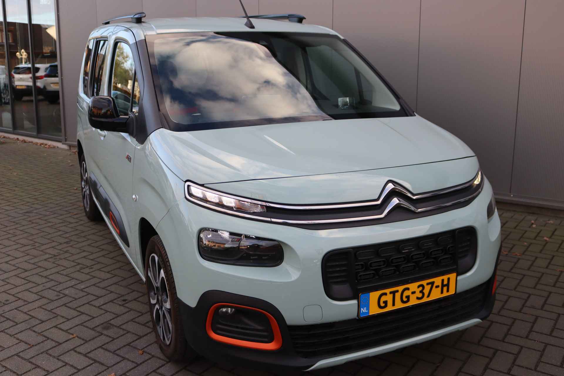 Citroën Berlingo 1.2 PureT. Automaat Shine Carplay/Parkeerhulp/Cruise-Control/Climate-Control - 9/34