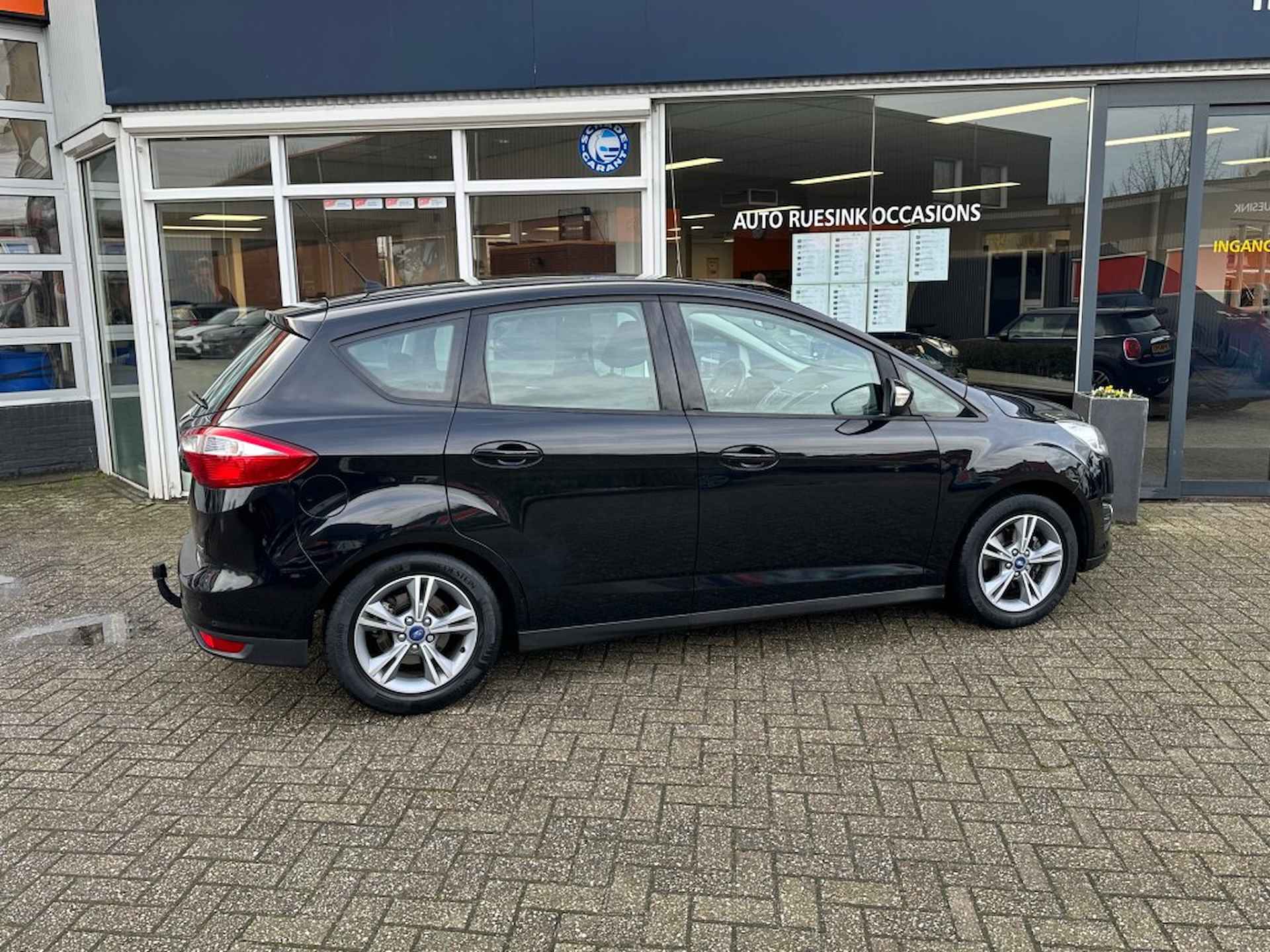 FORD C-max 1.0 EDITION - 10/28