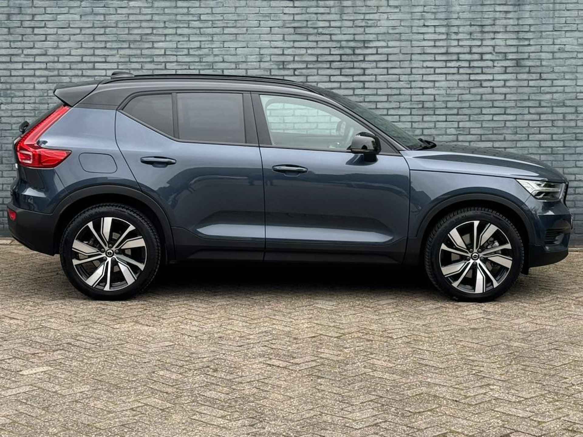 Volvo XC40 1.5 T5 Recharge R-Design I INCL. € 850,00 AFL.KOSTEN + BOVAG GARANTIE - 3/40