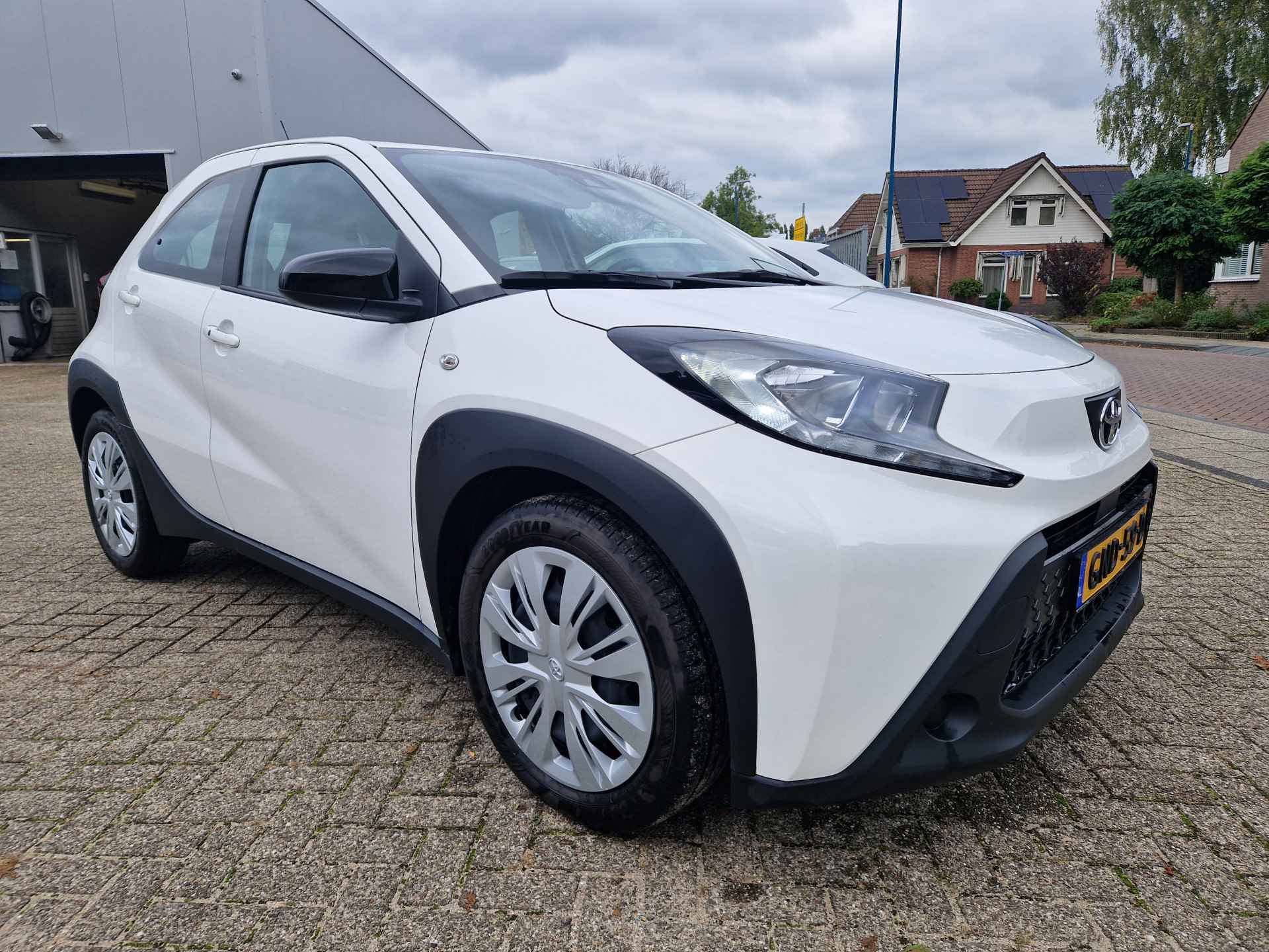 Toyota Aygo X 1.0 VVT-i MT Play Cruise control, Apple/Android, Key-less, Stoelverwarming ,  All-in Rijklaarprijs - 22/26