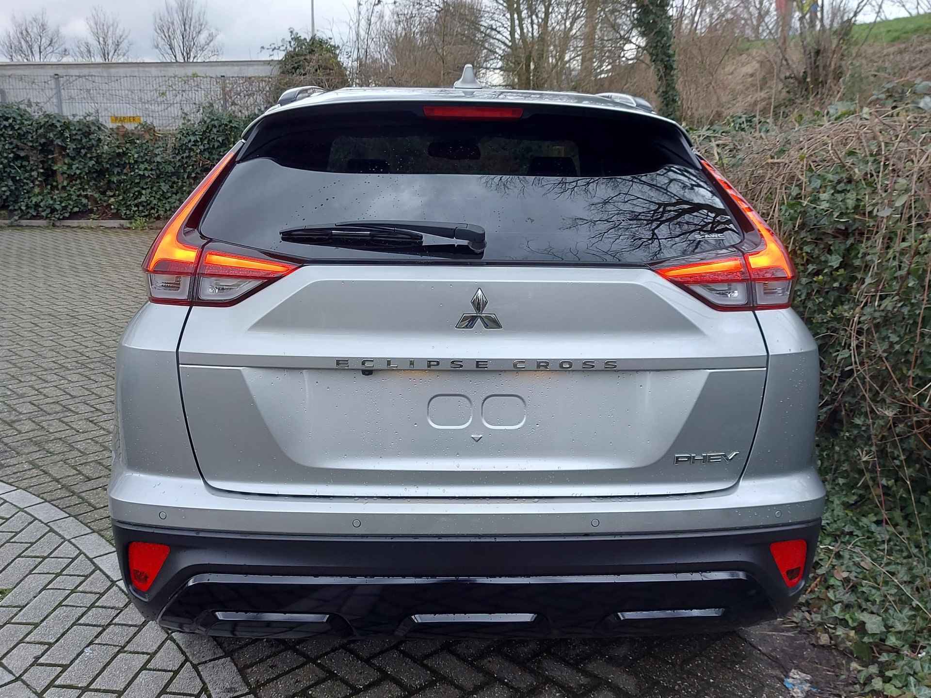 Mitsubishi Eclipse Cross 2.4 PHEV Black Edition | € 8000,- VOORRAAD KORTING | AUTOMAAT | BLINDSPOT | NOODREMSYSTEEM | 4X4 | 360 GRADEN CAMERA | STOEL & STUURVERWARING | - 4/44