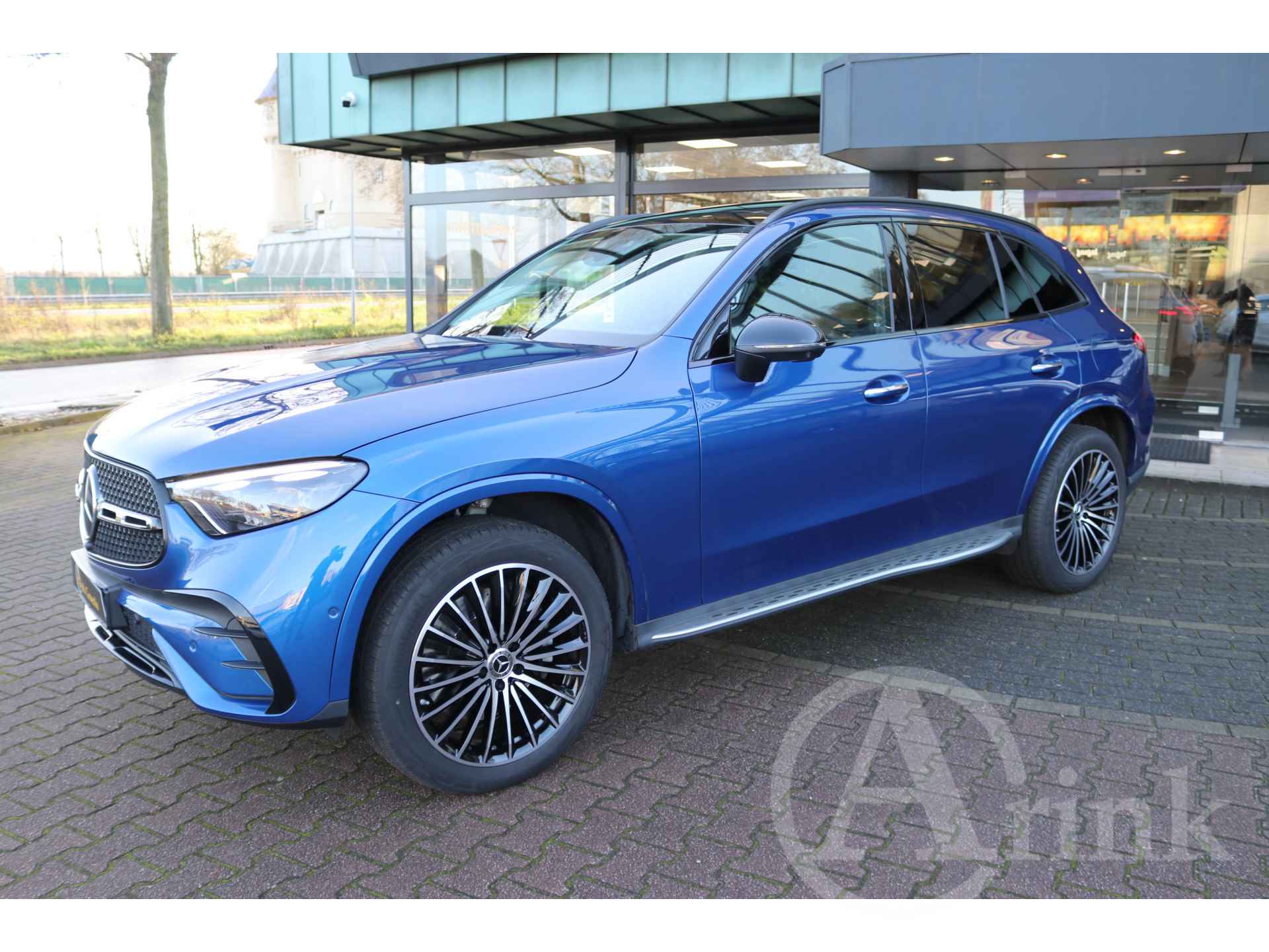 Mercedes-Benz GLC 300e 4MATIC AMG Line Premium Plus, Rijassistentiepakket, Panoramadak - 6/44