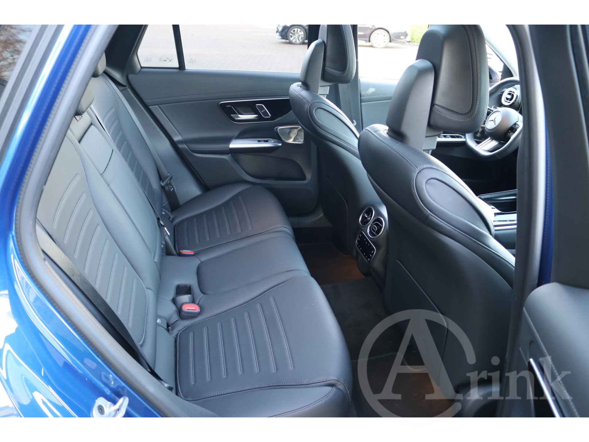 Mercedes-Benz GLC 300e 4MATIC AMG Line Premium Plus, Rijassistentiepakket, Panoramadak - 24/44