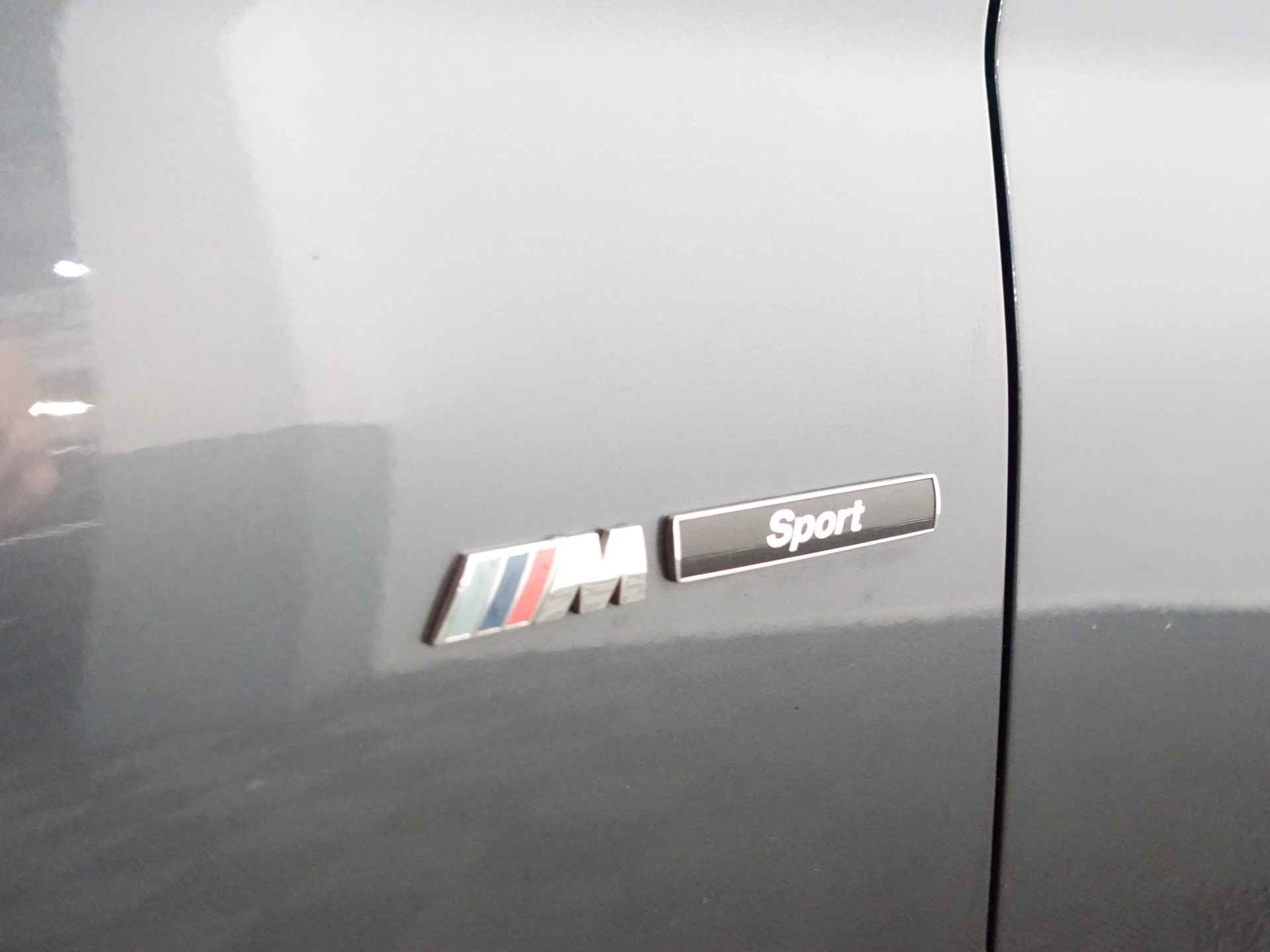 BMW 1-serie 125d 250Pk M Performance Aut- Sport Leder, Xenon Led, Ambianceverlichting, Navi, Cruise - 30/41
