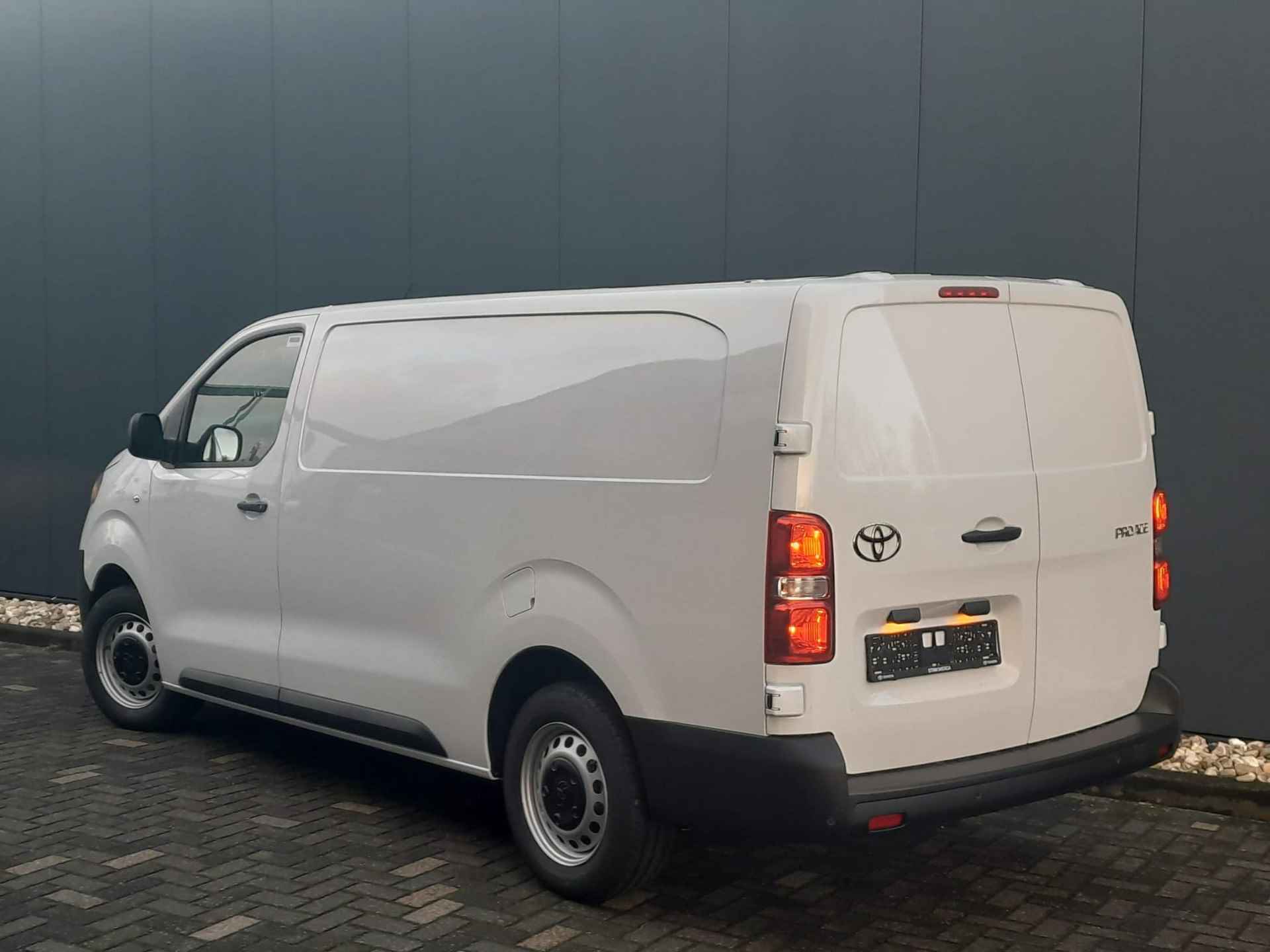 Toyota PROACE LONG BPM VRIJ 2.0 D 145pk Airco|Cruise|Pdc|Andoid-Auto Trekgewicht: 2.500kg - 2/16