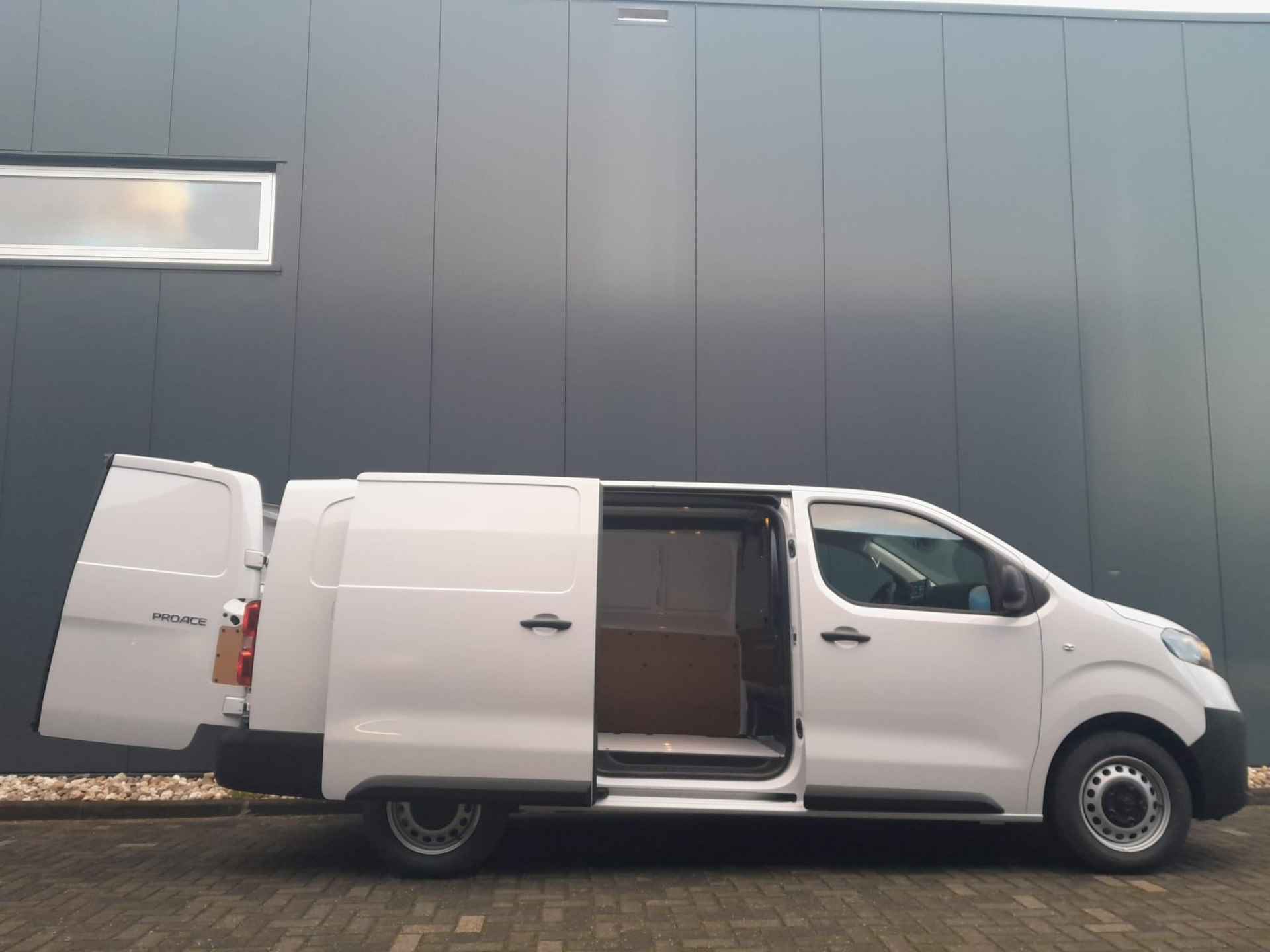 Toyota PROACE LONG BPM VRIJ 2.0 D 145pk Airco|Cruise|Pdc|Andoid-Auto Trekgewicht: 2.500kg - 6/16