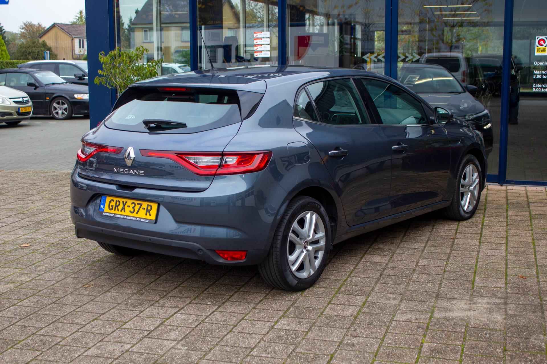 Renault Megane 1.3 TCe Business Edition One | Prijs rijklaar incl. 12 mnd garantie | Nav Bluetooth Apple PDC Stoelverwarming - 2/44