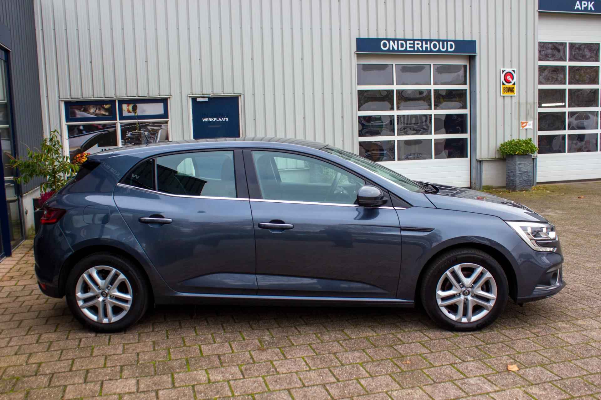 Renault Megane 1.3 TCe Business Edition One | Prijs rijklaar incl. 12 mnd garantie | Nav Bluetooth Apple PDC Stoelverwarming - 9/44