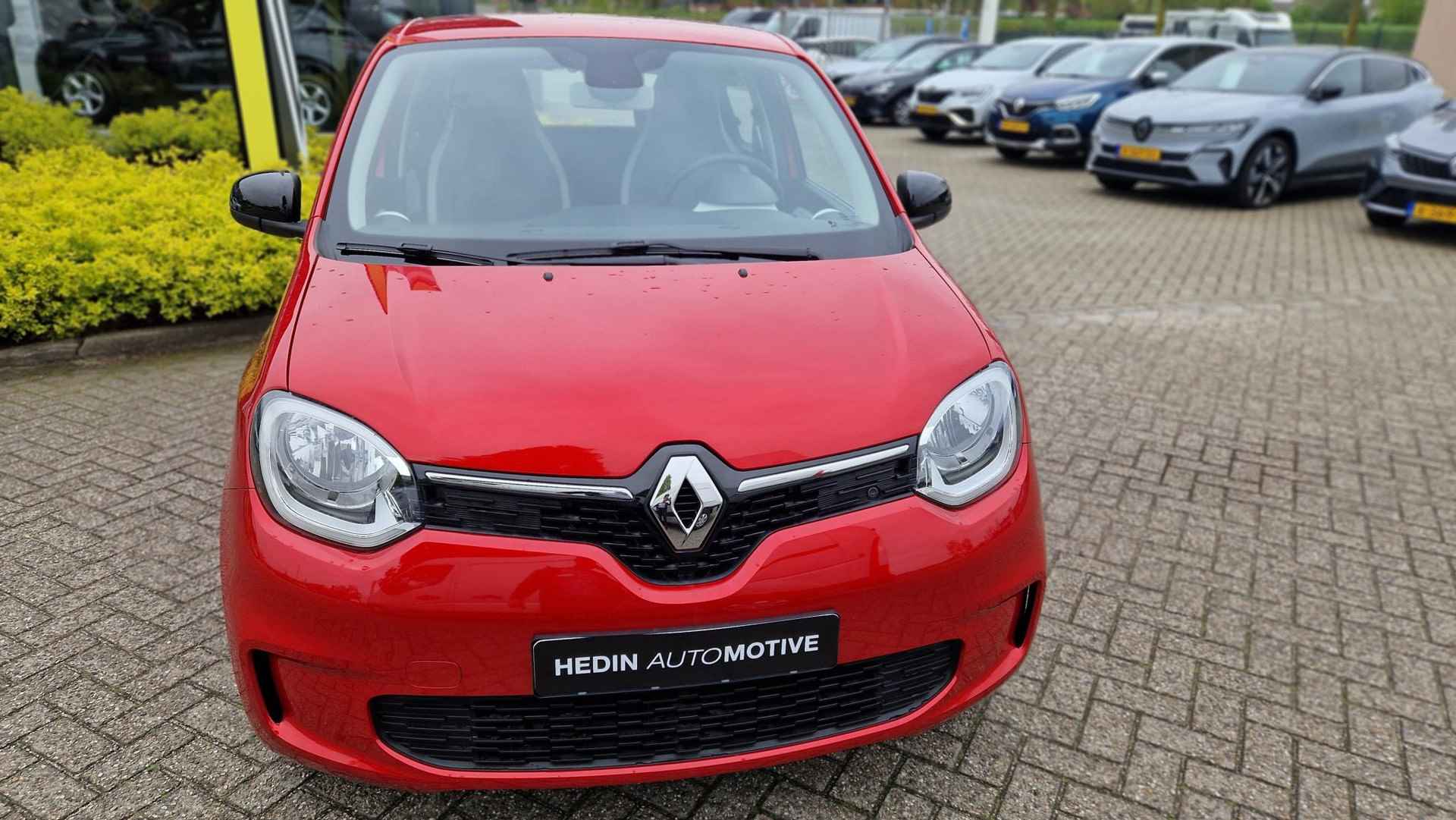 Renault Twingo Z.E. R80 E-Tech 22 kWh SUBSIDIE MOGELIJK! "Clima, Navi via Carplay/Android Auto, PDC" - 4/27