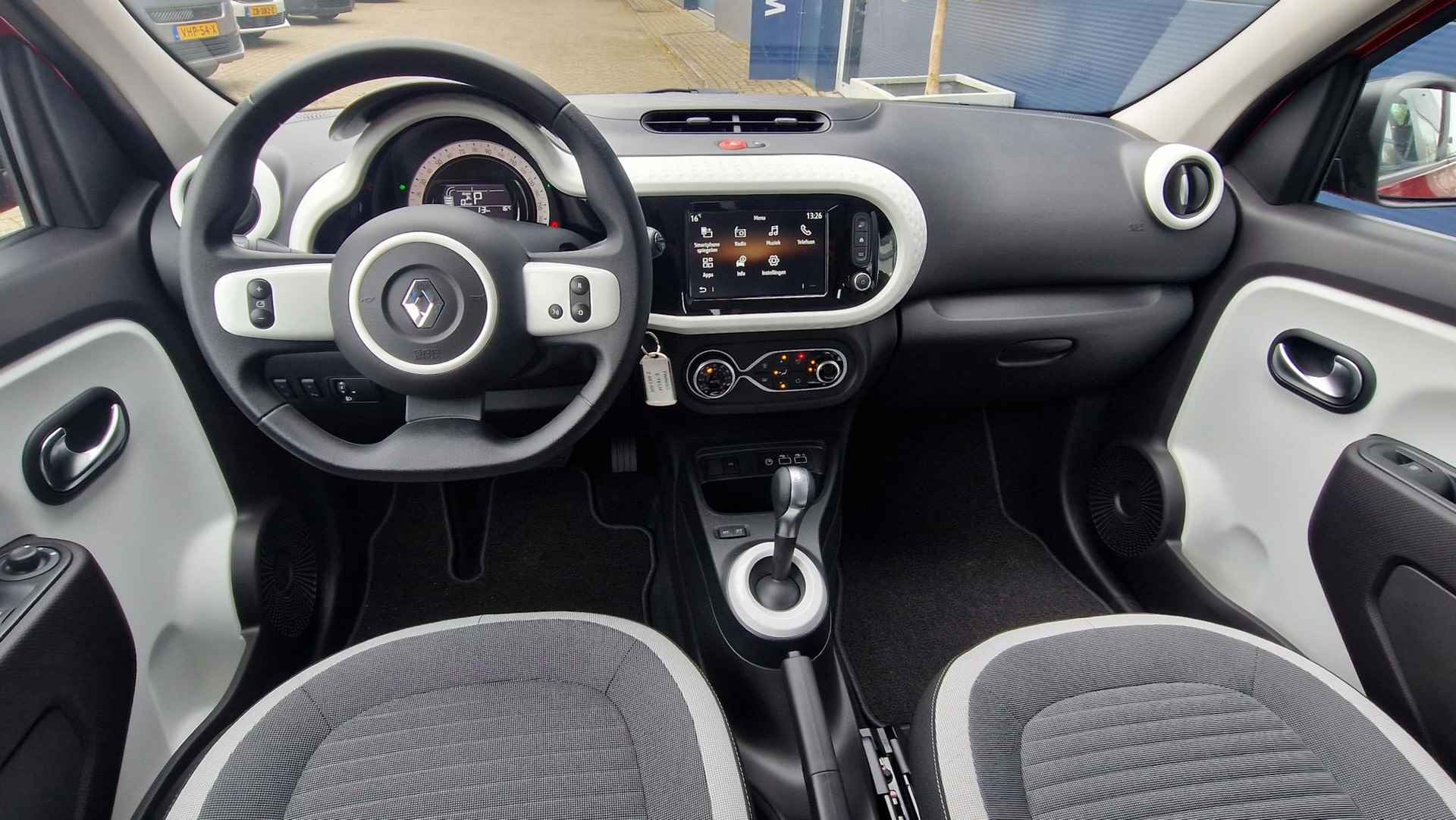 Renault Twingo Z.E. R80 E-Tech 22 kWh SUBSIDIE MOGELIJK! "Clima, Navi via Carplay/Android Auto, PDC" - 22/27