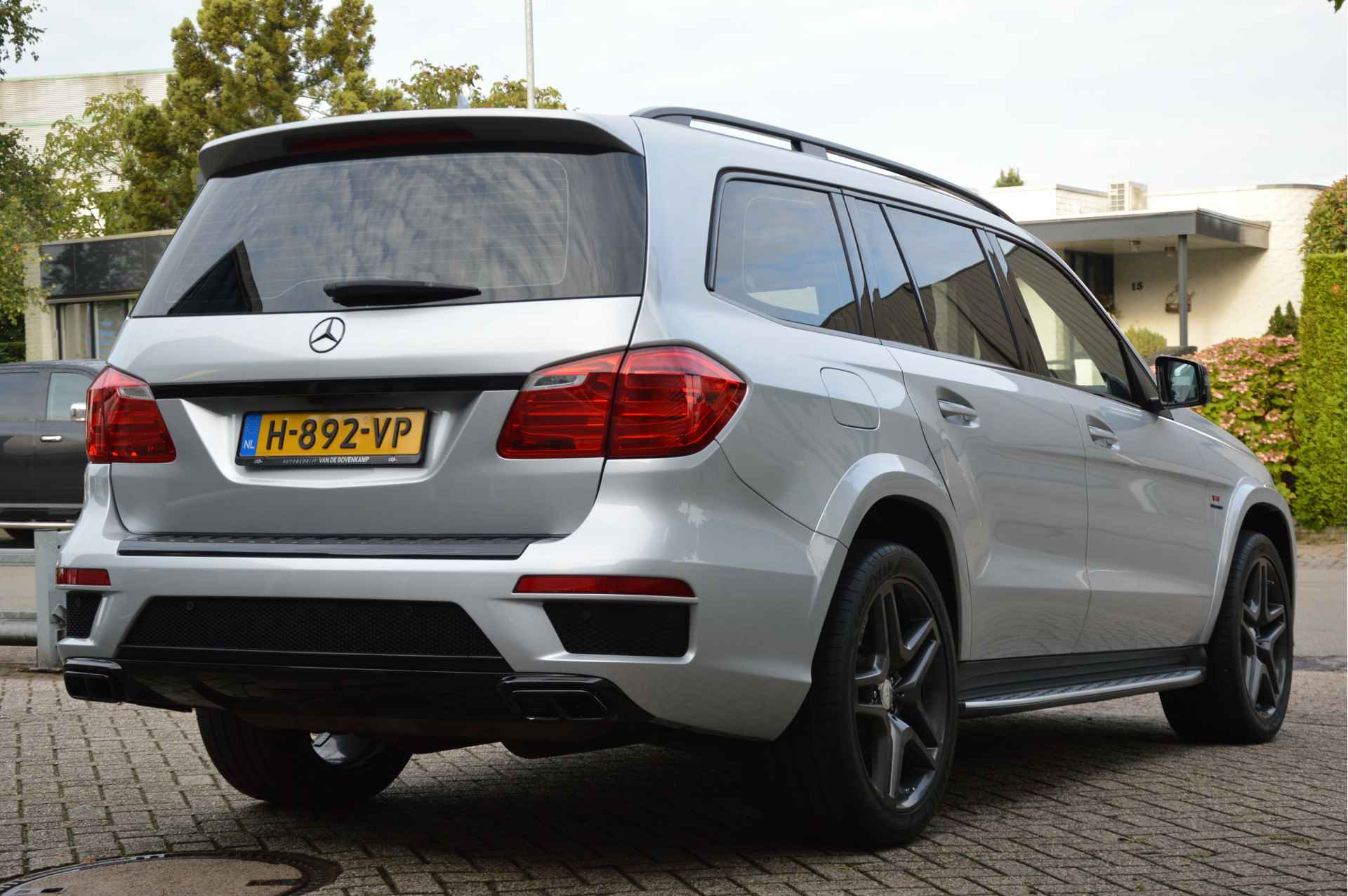 Mercedes-Benz GL-Klasse 500 4-Matic AMG | AIRMATIC | PANODAK | LEDER | 7-PERS | CAMERA | MEMORY | DISTRONIC | ENZ - 4/45