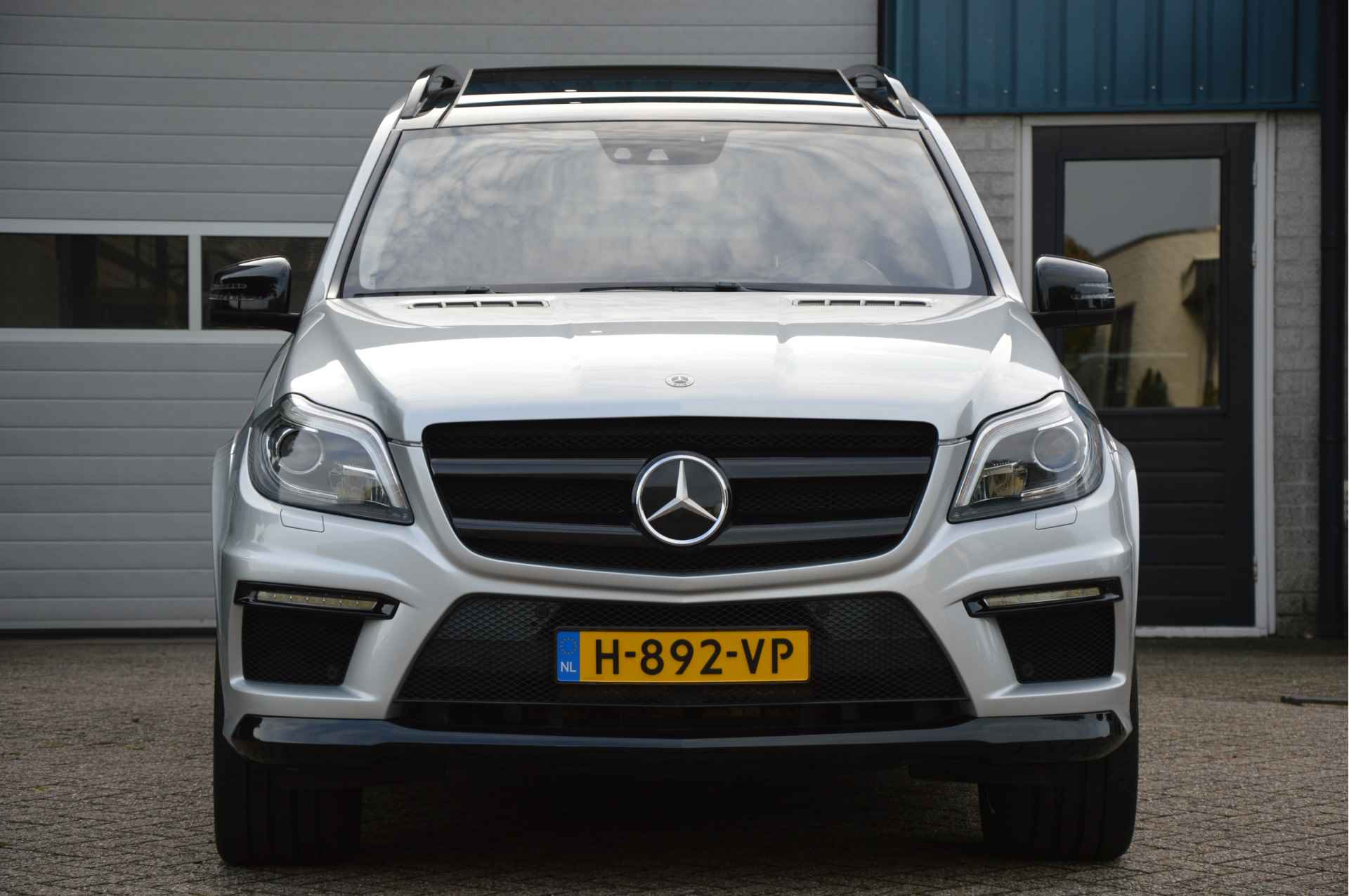 Mercedes-Benz GL-Klasse 500 4-Matic AMG | AIRMATIC | PANODAK | LEDER | 7-PERS | CAMERA | MEMORY | DISTRONIC | ENZ - 9/45