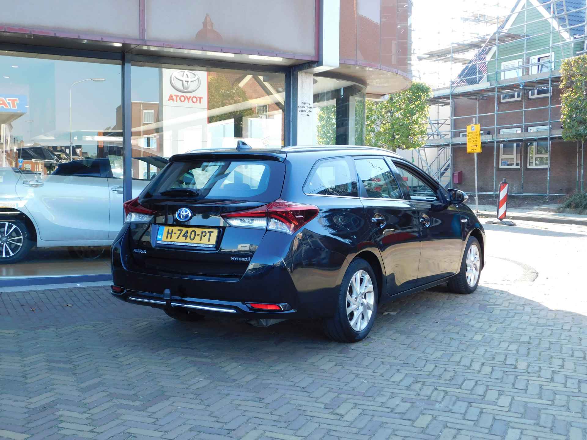 Toyota Auris Touring Sports 1.8 Hybrid Aspiration - 31/34