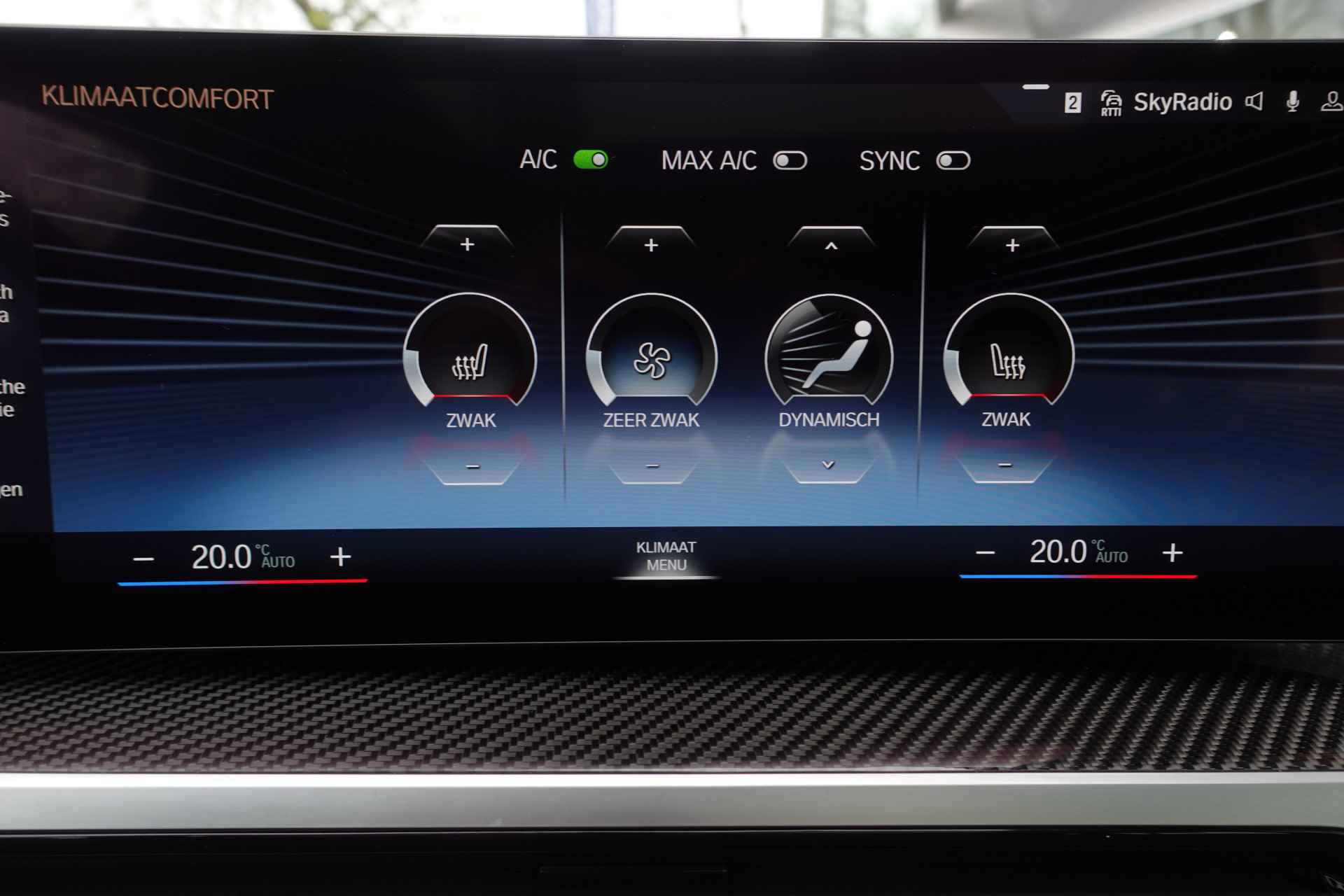 BMW i4 M50 High Executive 84 kWh | SCHUIF/ KANTEL- DAK | HARMAN KARDON AUDIO | TREKHAAK | VOL- OPTIES! - 54/59