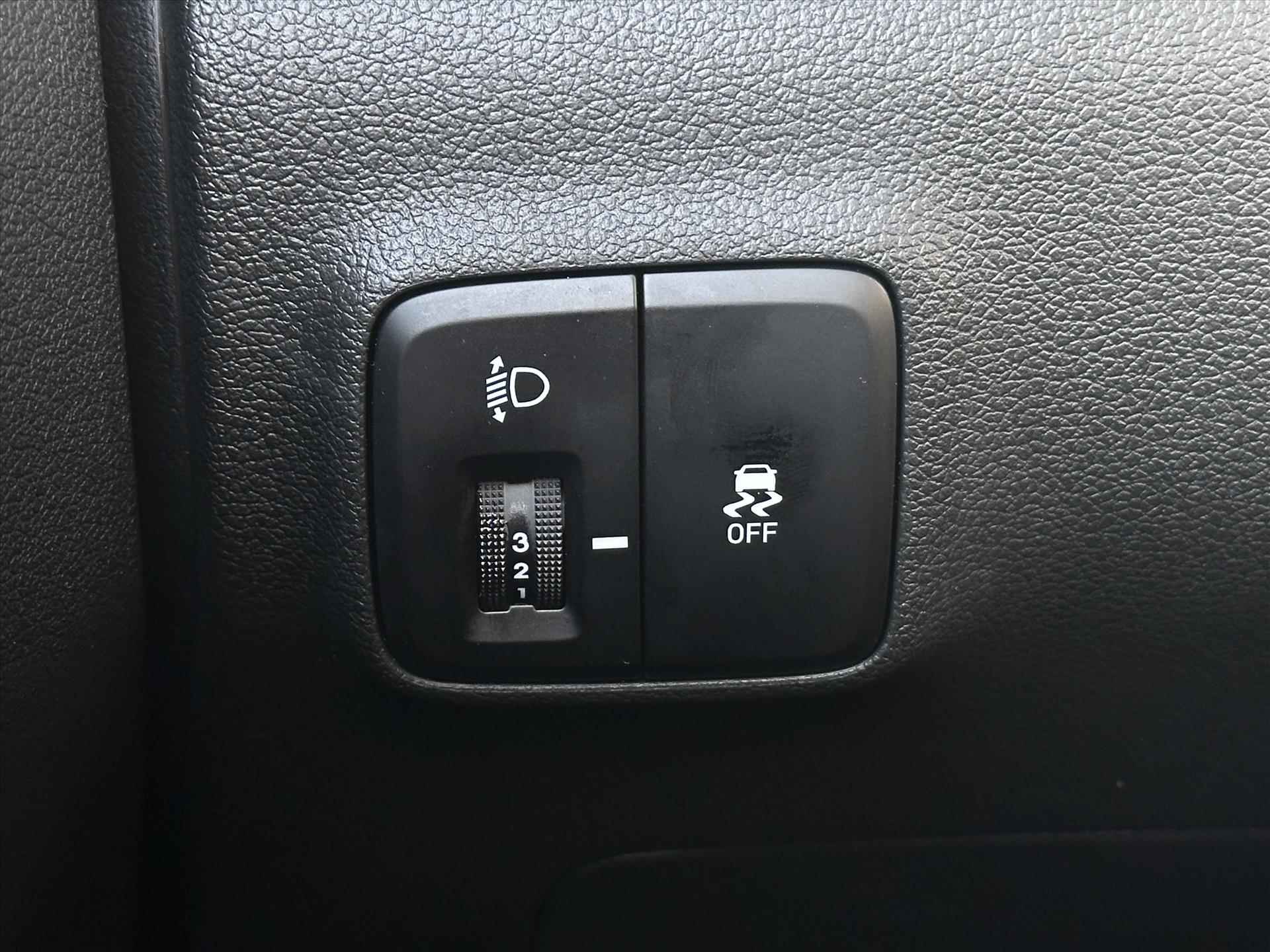 HYUNDAI I10 1.0i 67pk Comfort Smart | Navigatie | Apple Carplay | Parkeer Camera | Cruise control | Bluetooth - 27/35