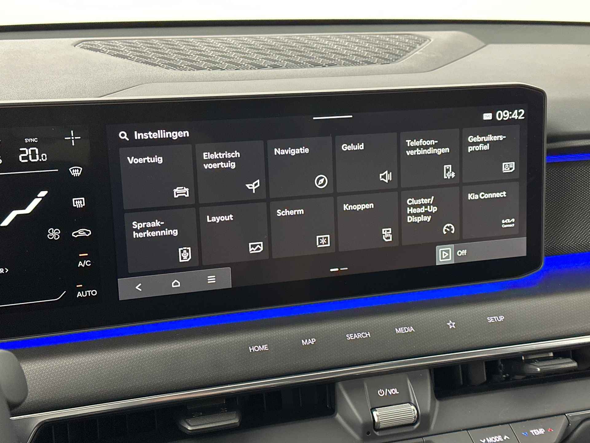 Kia EV9 Launch Edition GT-Line AWD 99.8 kWh | Automaat | Stuurverwarming | Stoelverwarming | Stoelmassage | 2500 kg trekgewicht! | **BESCHIKBAAR VANAF 1 MEI 2024 ** - 11/44