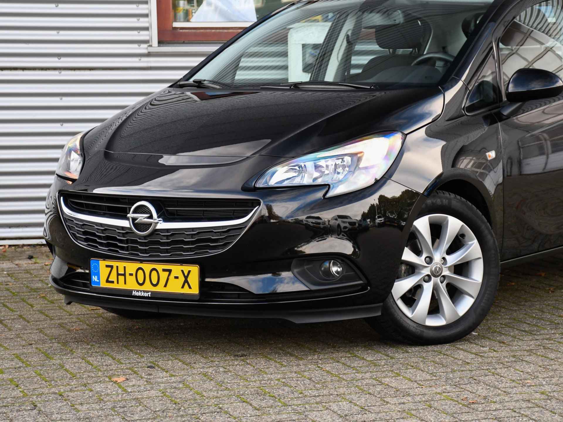 Opel Corsa Favourite 1.4 90pk 6.967KM | 100% OPEL ONDERHOUDEN | 16''LM | DAN | NAVI | APPLE-CARPLAY - 2/29