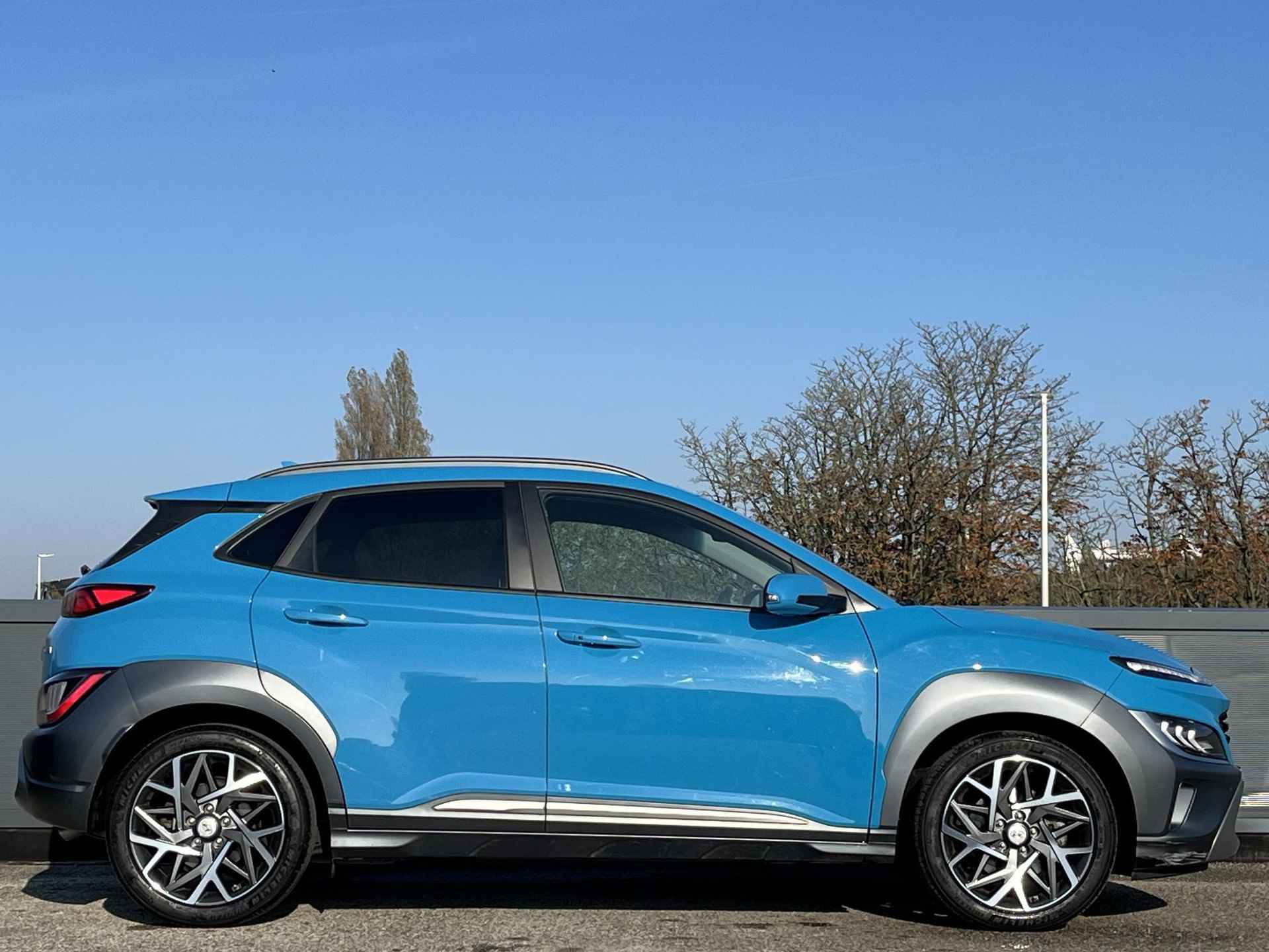 Hyundai Kona 1.6 GDI HEV Premium |  Lederen bekleding | Adaptieve cruisecontrol | Afneembare trekhaak | Head up display | - 6/50