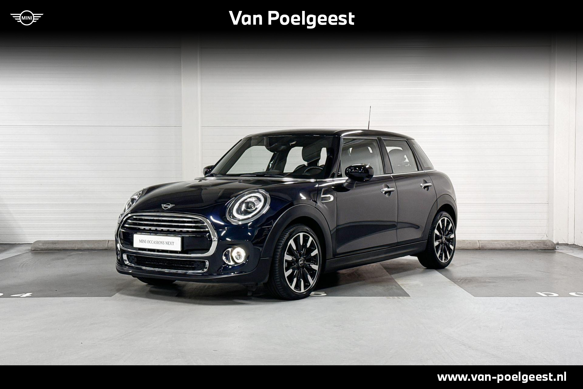 MINI 5-Deurs Cooper | Apple CarPlay | Stoelverwarming | Park Distance Control