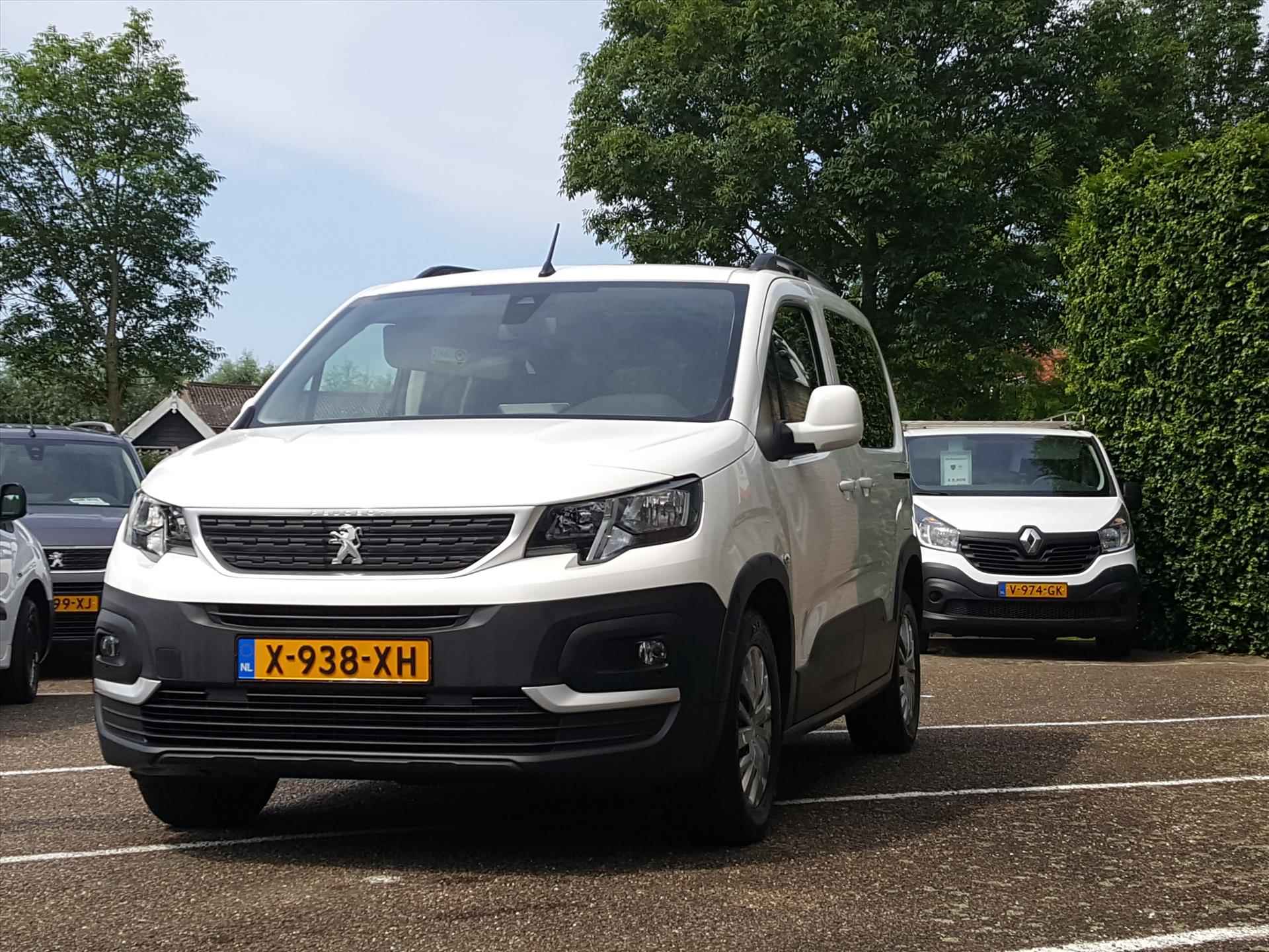 PEUGEOT Rifter 1.2 PureTech 110pk S&S Active AIRCO | Cruise control | Bluetooth | Navigatie via Apple Carplay & Android auto | 2 zijschuifdeuren - 10/54