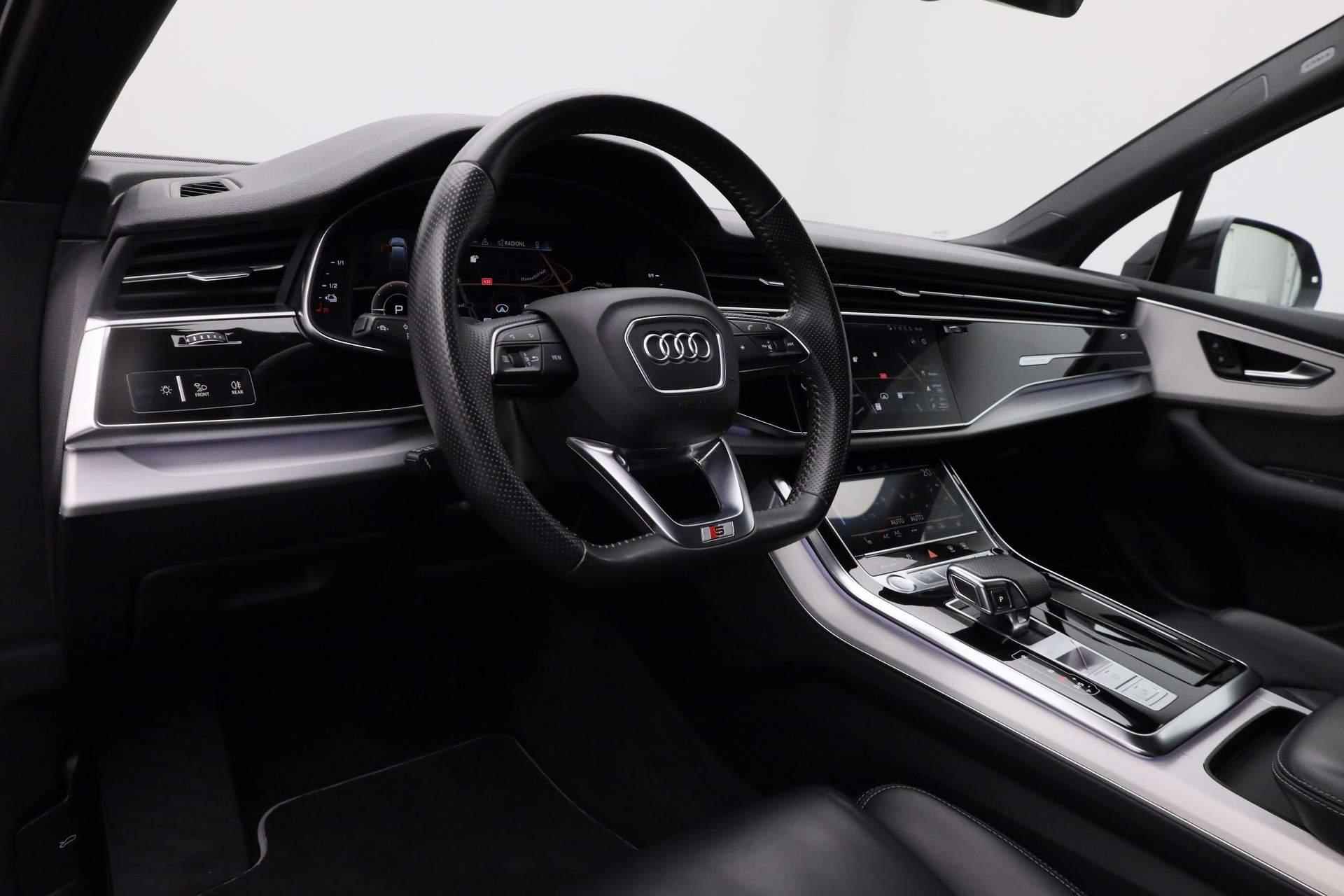 Audi Q7 60 TFSI e 456PK tiptronic quattro Competition / S-Line | Pano | Leder | Geheugenstoel | SQ7 diffuser | Stoelverwarming | Camera | Navi | Matrix LED | Luchtvering | Afgevlakt sportstuur | Keyless - 3/53