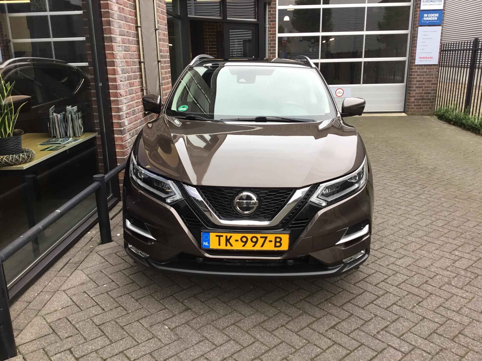 Nissan Qashqai 1.2  DIG-T 115pk Tekna / Panoramadak / Navigatie / 360° Camera / Stoelverwarming - 4/30