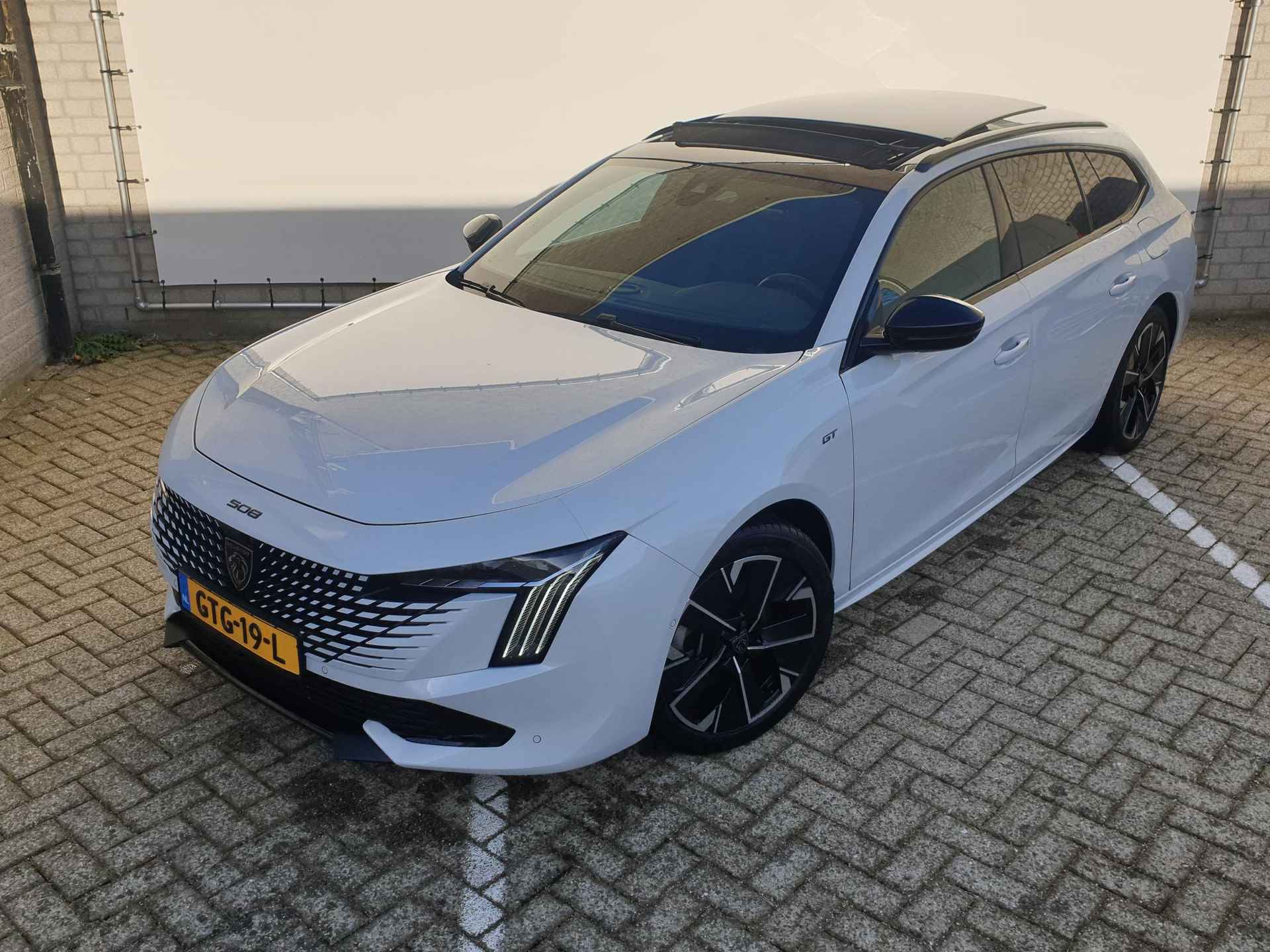 Peugeot 508 SW 1.6 HYbrid 225 GT | Fiscaal €51.127,- |  Panoramadak | Trekhaak | Leder | Adaptieve Cruise - 17/54