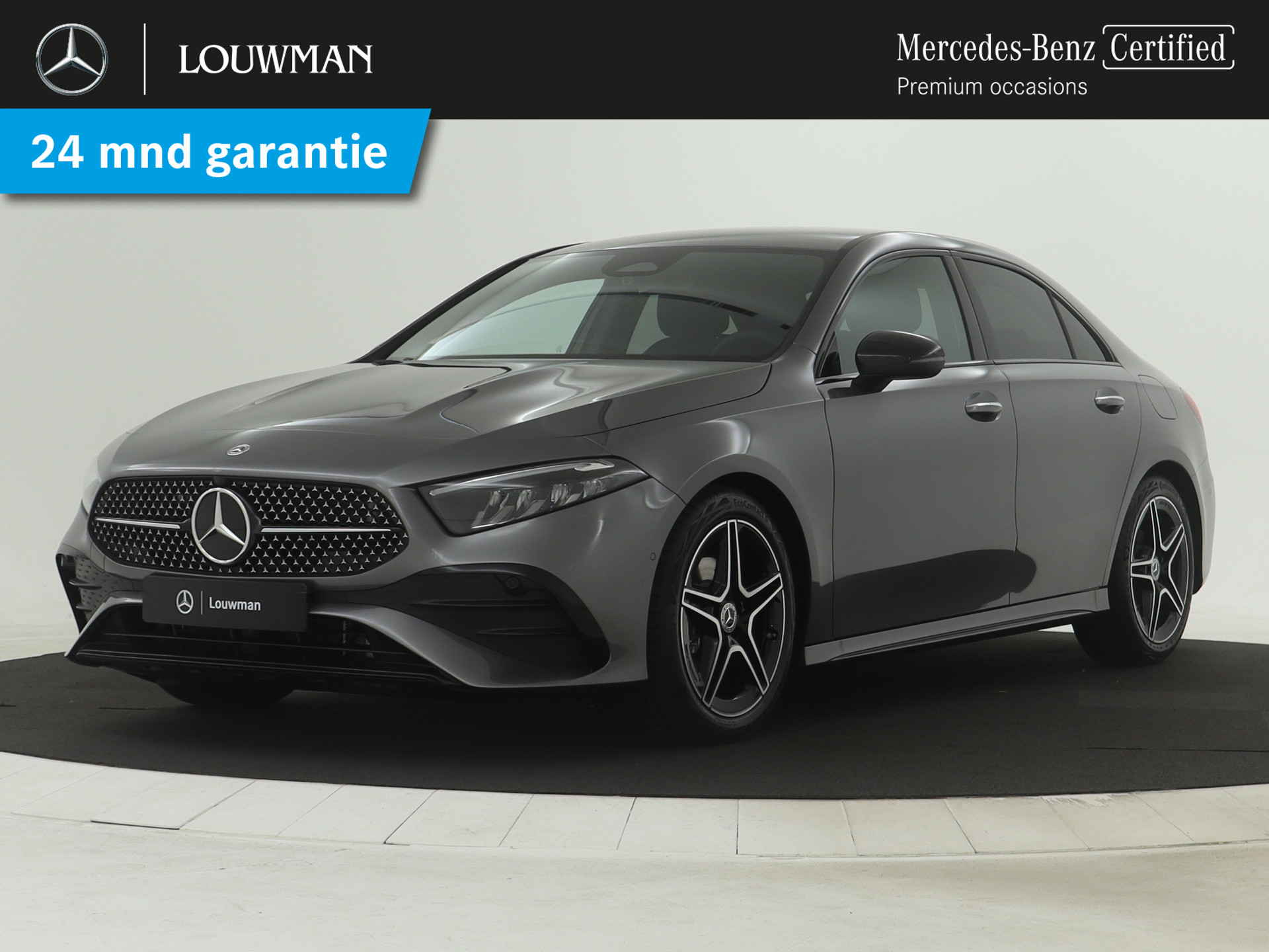 Mercedes-Benz A-Klasse 180 AMG Line | Nightpakket | Premium Pack | Extra USB-poorten | KEYLESS GO-comfortpakket | Sfeerverlichting | AMG Styling | Parkeerpakket met achteruitrijcamera |