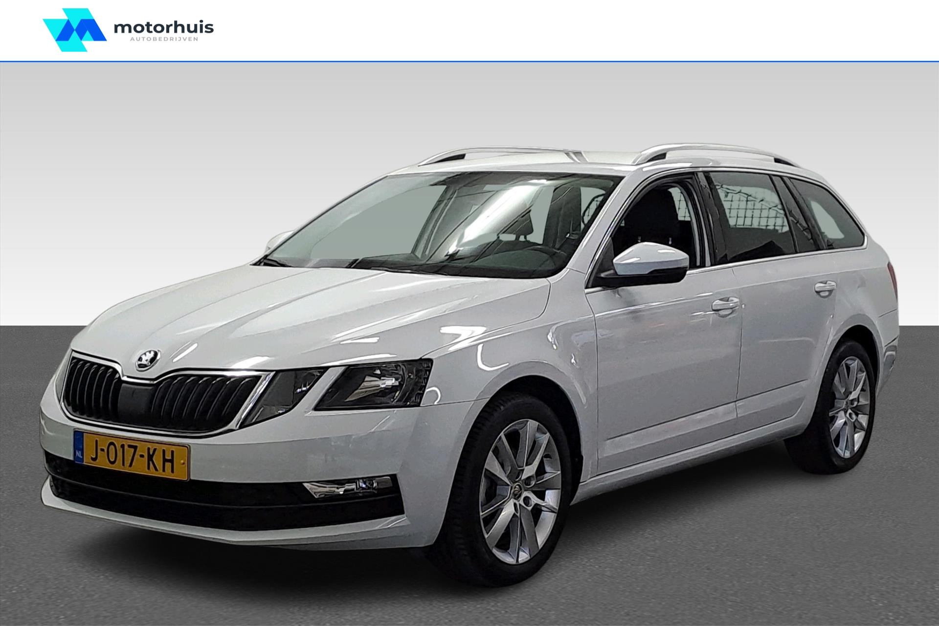 SKODA Octavia Combi 1.5 TSI 150PK DSG-7 BUSINESS EDITION AUTOMAAT NAVI PDC TEL 17INCH NAP