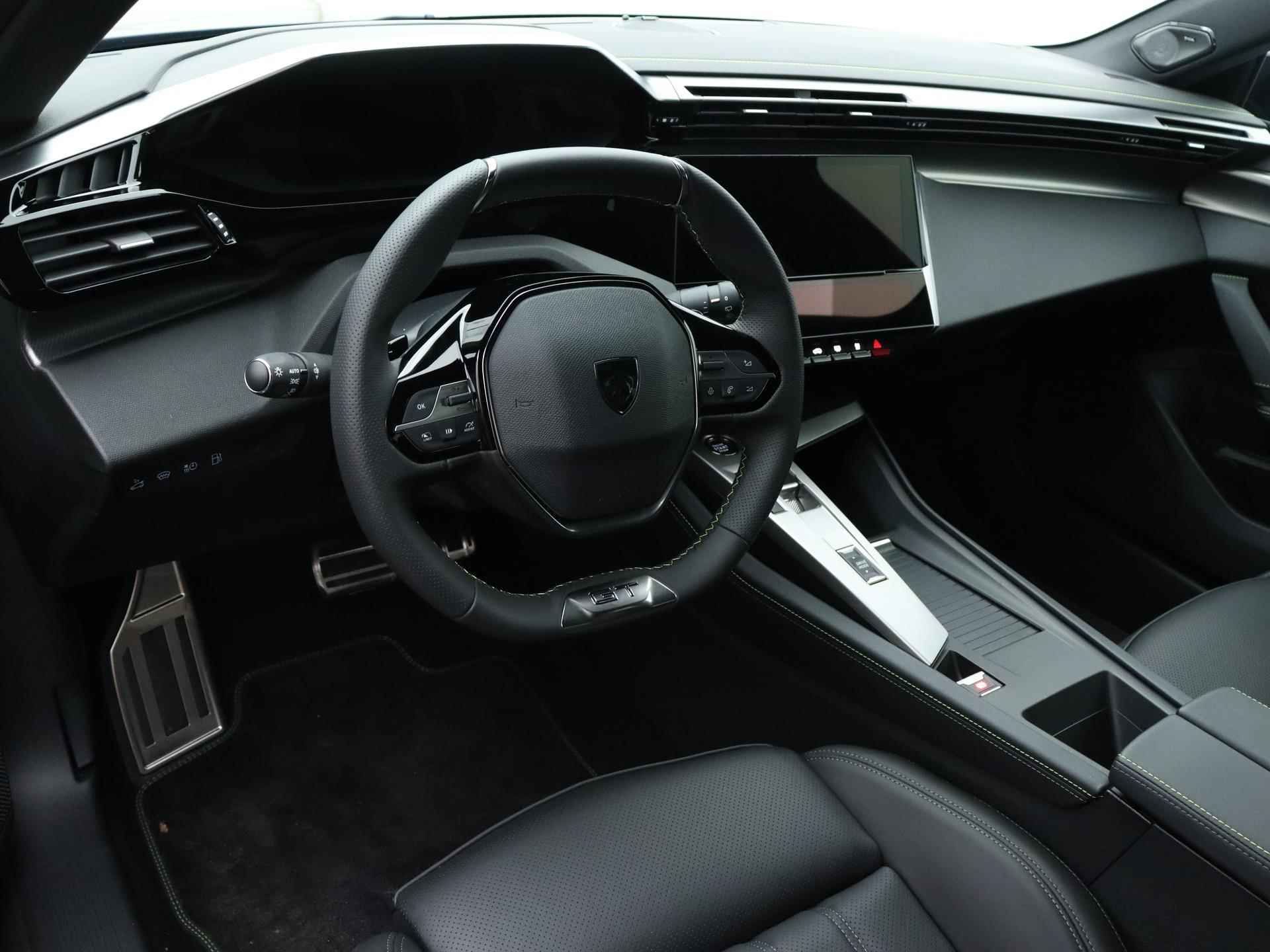 Peugeot 308 SW Hybrid GT 225pk Automaat | Navigatie | Camera | Lederen Bekleding | Adaptieve Cruise Control | Elektrisch Bedienbare Achterklep - 21/38