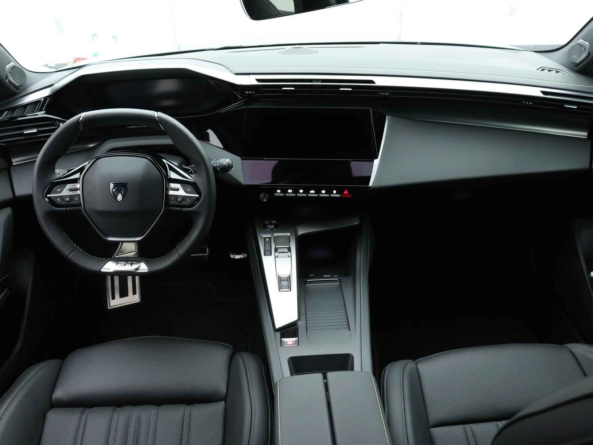 Peugeot 308 SW Hybrid GT 225pk Automaat | Navigatie | Camera | Lederen Bekleding | Adaptieve Cruise Control | Elektrisch Bedienbare Achterklep - 22/38