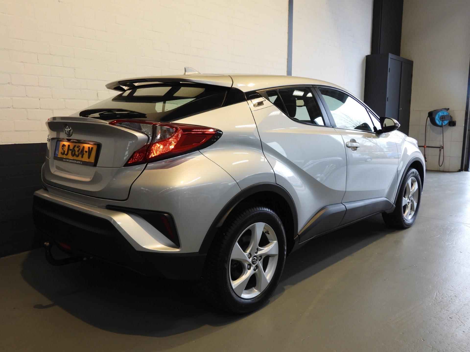 Toyota C-HR 1.2 Dynamic NAVI/CAMERA/CLIMA/CRUISE/17"LMV! - 4/35