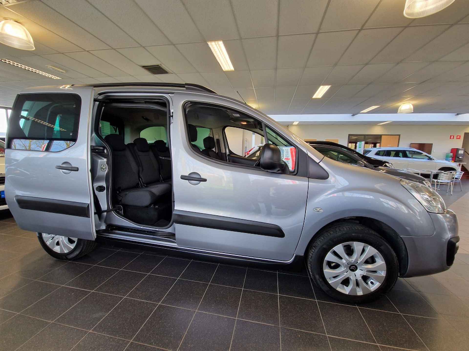 Citroen Berlingo 1.2 PureTech XTR | nwe distributie | topstaat - 5/15