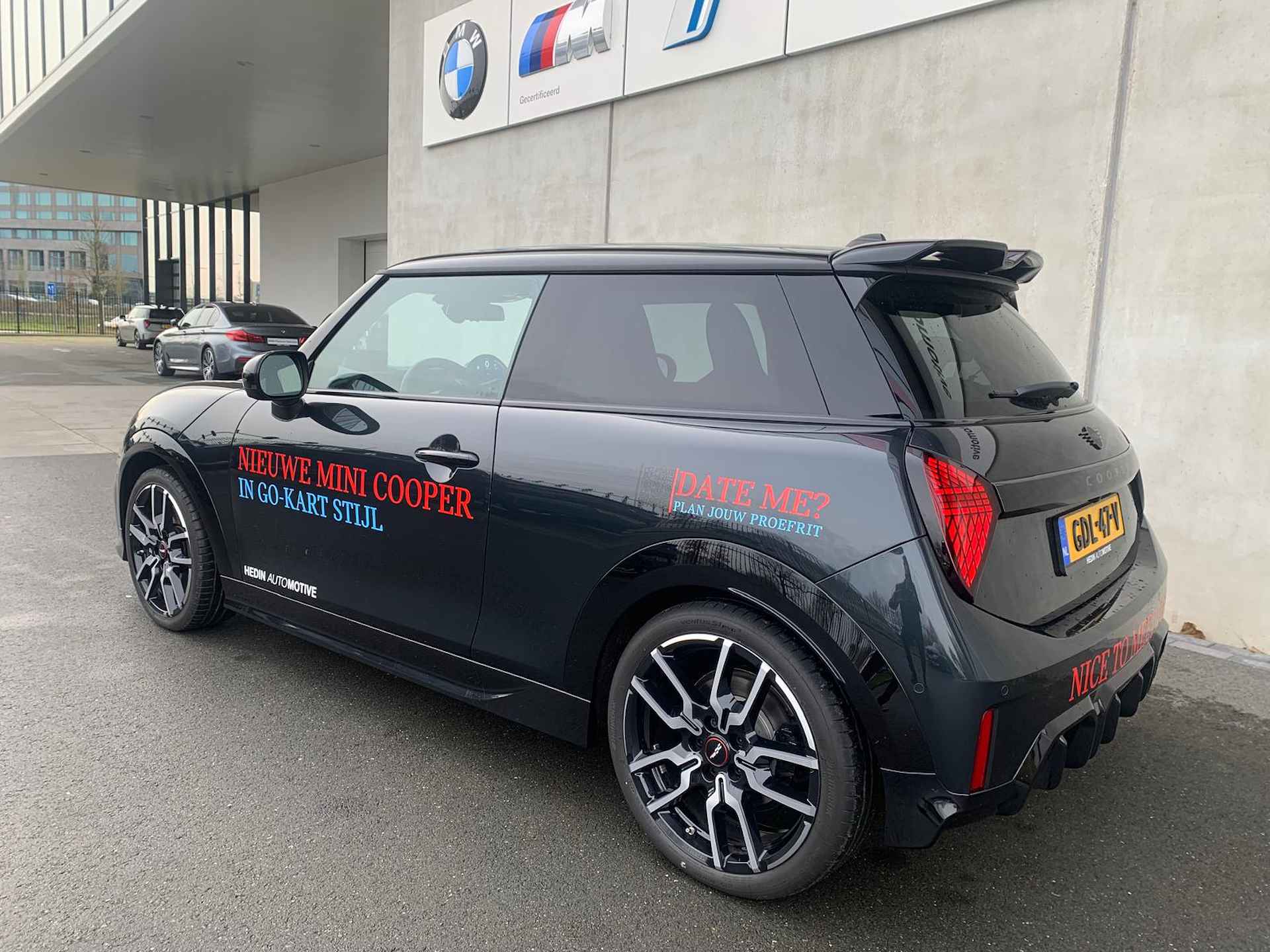 MINI Cooper S | JCW Trim | Package XL | | Comfort Access | Driving Assistant Plus | Elektrisch verstelbare en verwarmbare stoelen |  MINI Head-Up Display | - 9/20