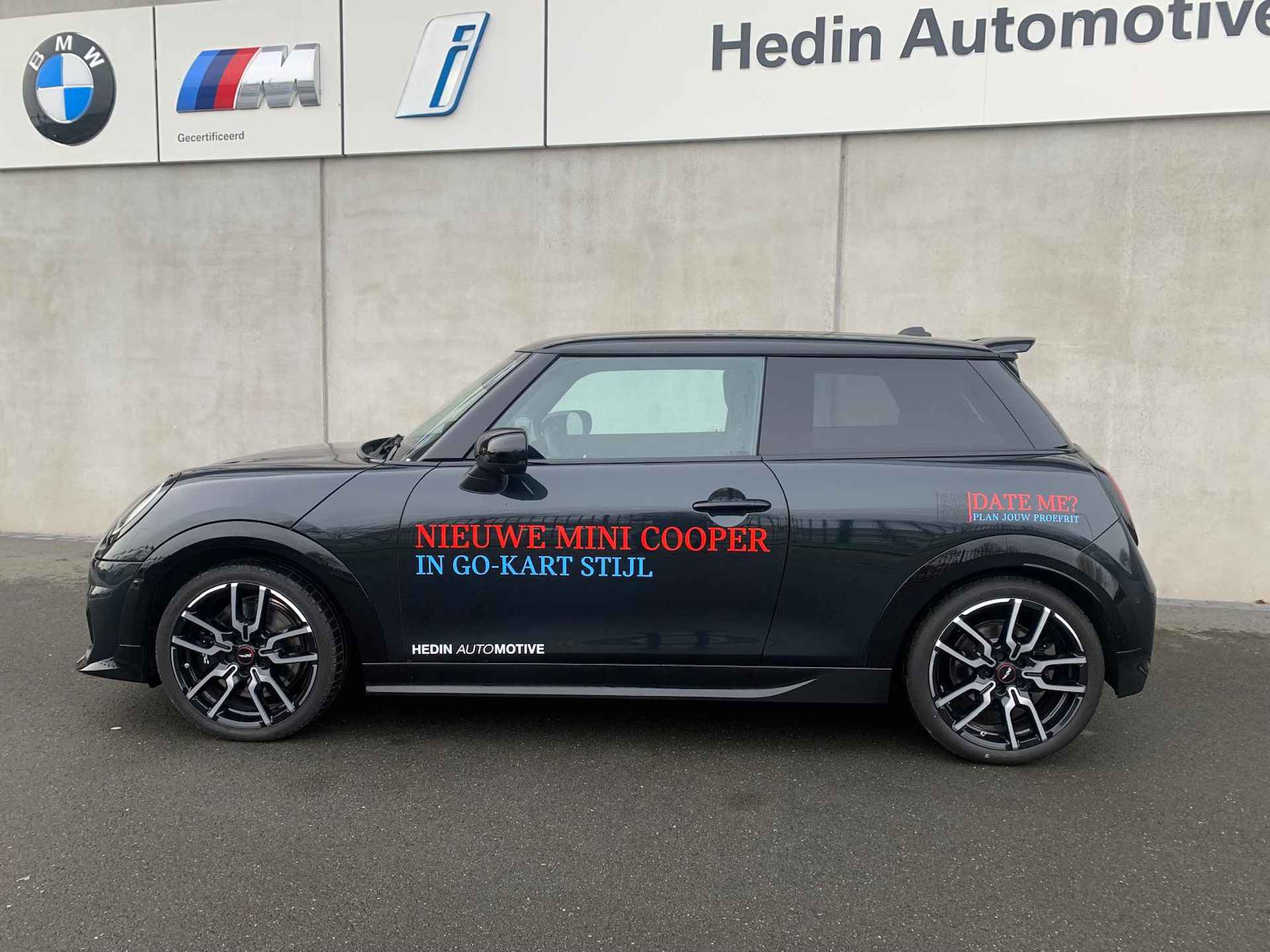 MINI Cooper S | JCW Trim | Package XL | | Comfort Access | Driving Assistant Plus | Elektrisch verstelbare en verwarmbare stoelen |  MINI Head-Up Display | - 10/20