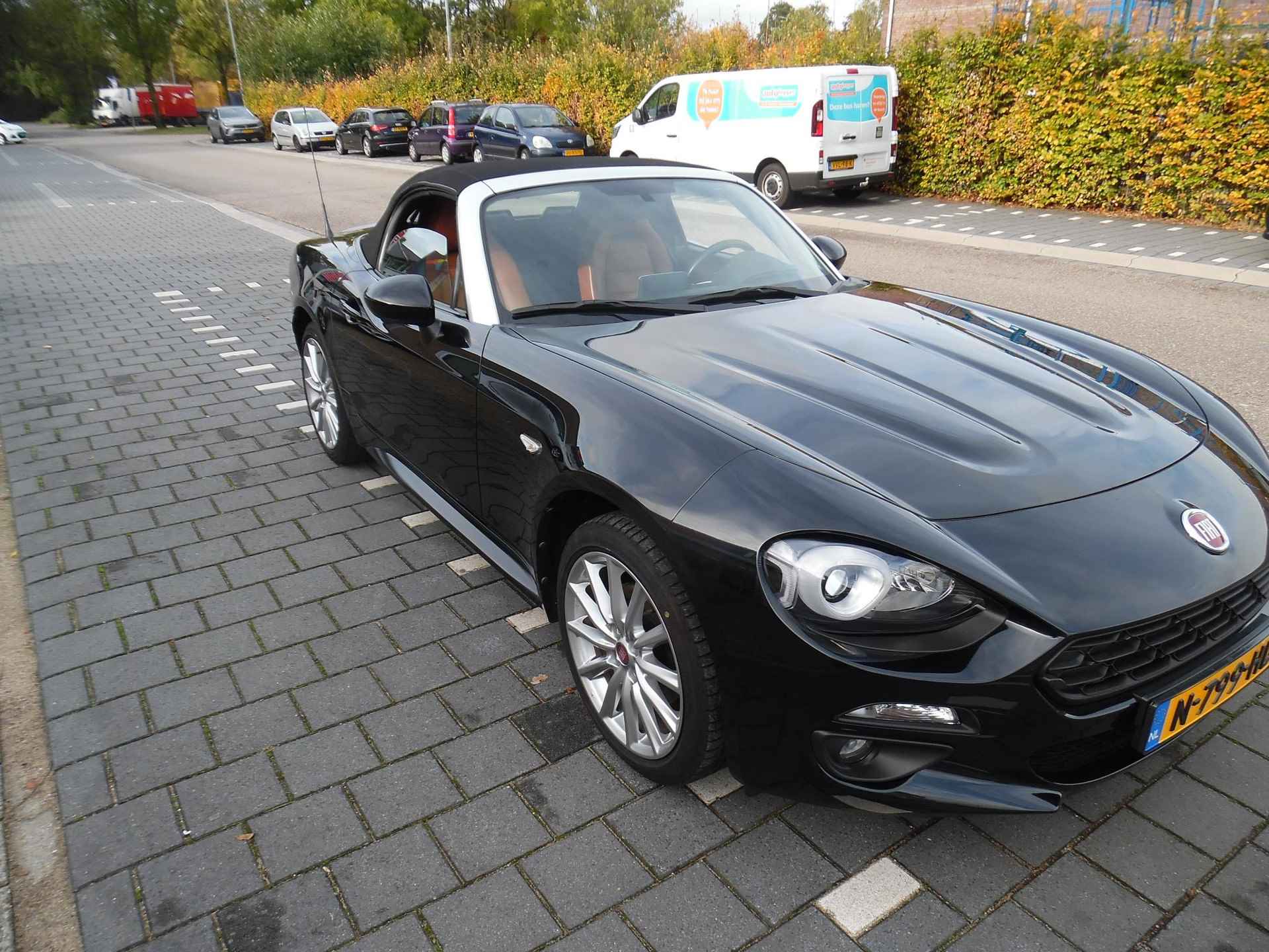 Fiat 124 Spider 1.4 MultiAir Turbo cabrio , airco, cruise control, sportvelgen, navigatie enz. - 11/24