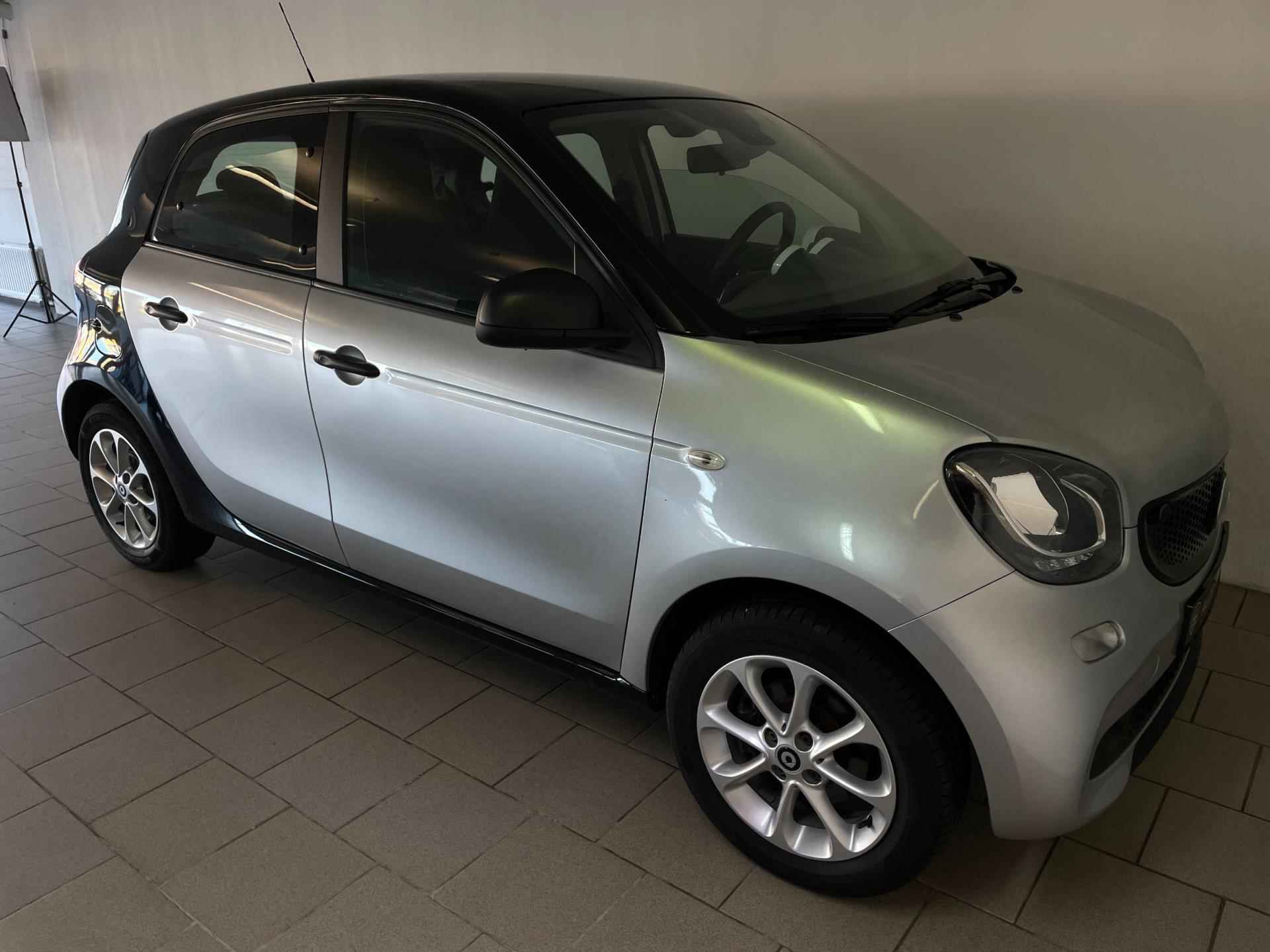 Smart Forfour 1.0 Business Solution AIRCO CRUISE BLUETOOTH ELEK RAMEN CENT VERG LM VELGEN PRIVACYGLAS ZEER NETTE AUTO - 7/30