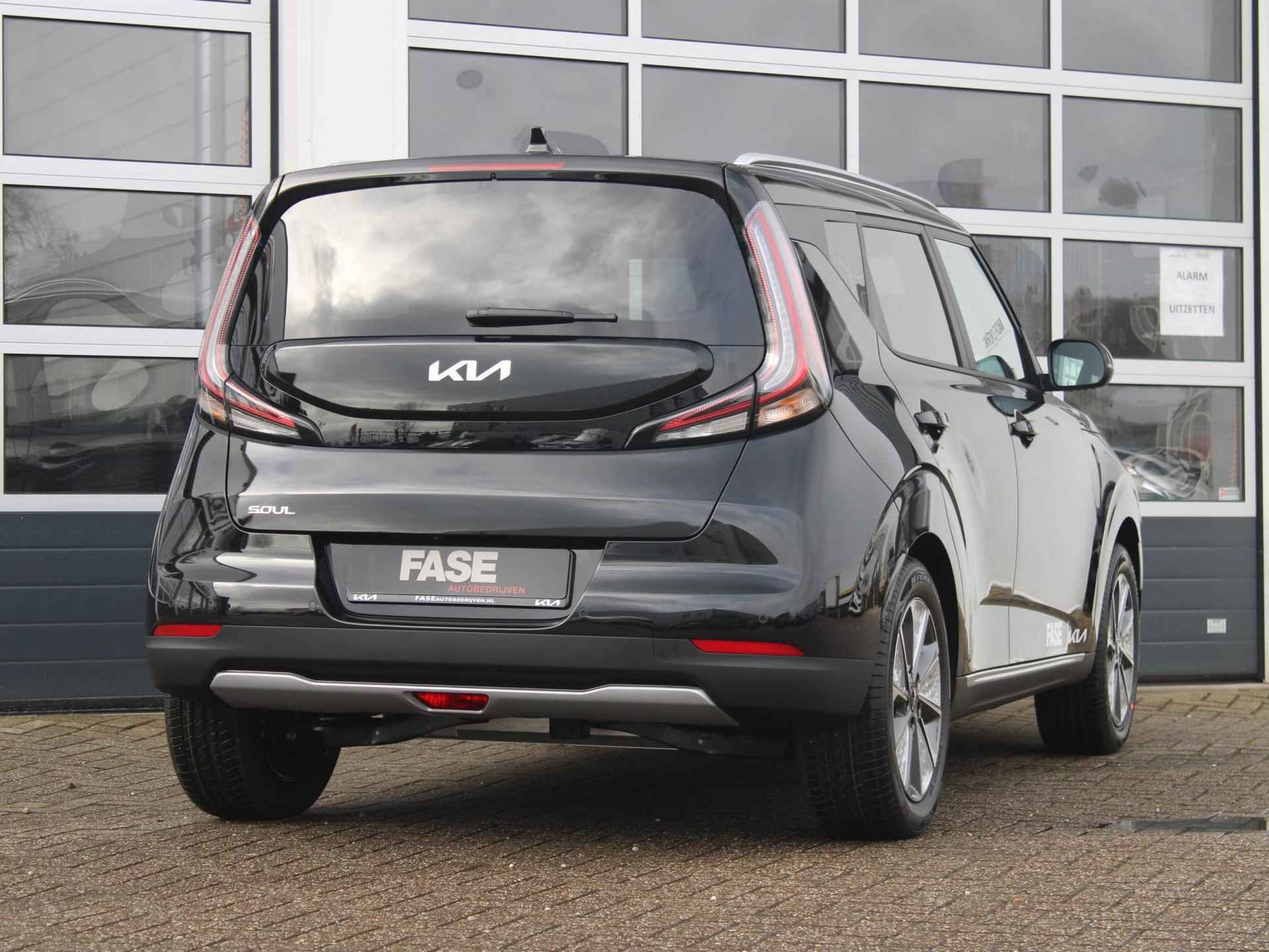 Kia e-Soul DynamicLine 64 kWh | Navi| Camera | Clima | LED | CarPlay | Subsidie € 2.000,- * - 29/34