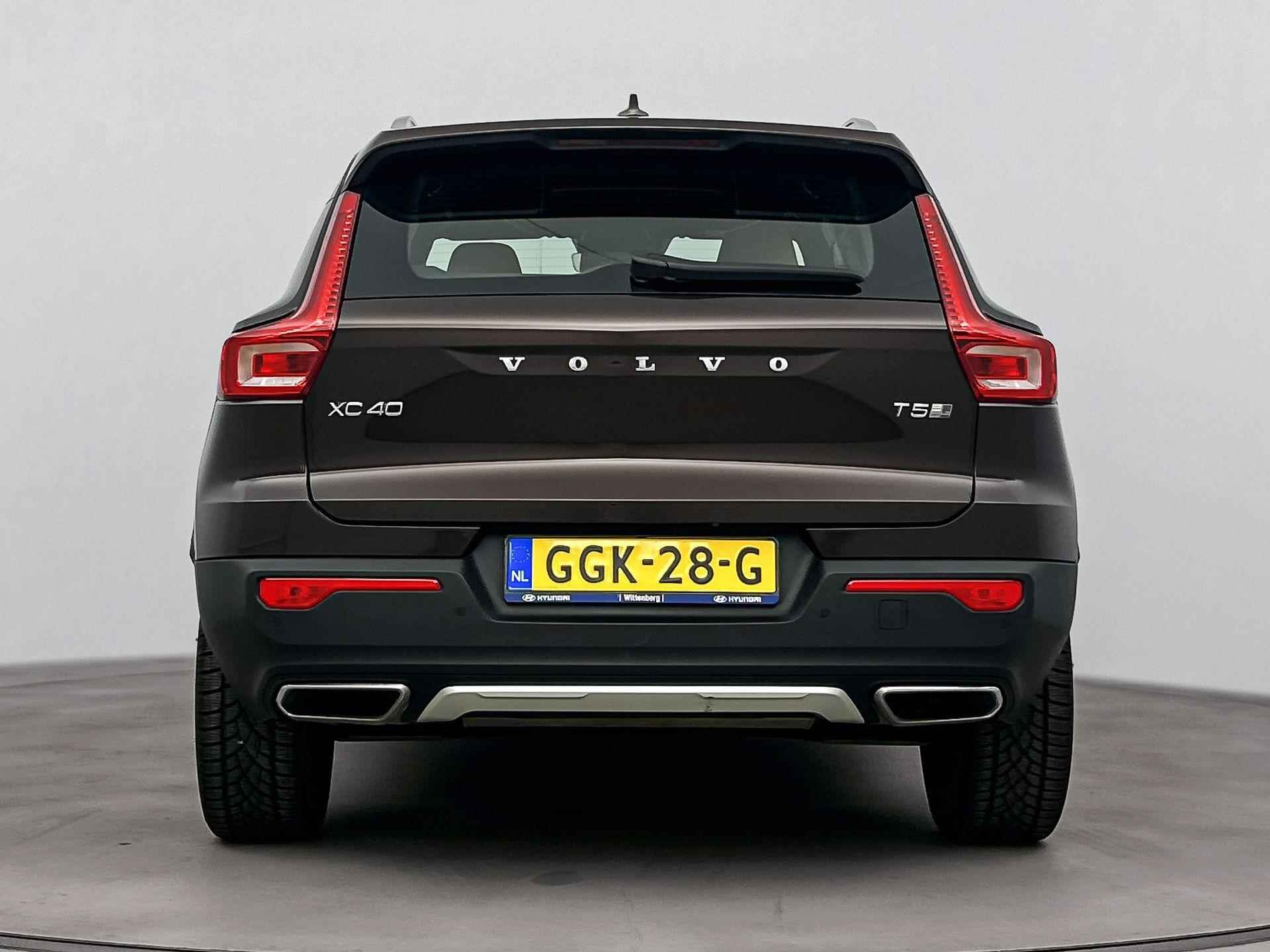 Volvo XC40 1.5 T5 Twin Engine Inscription - 7/32